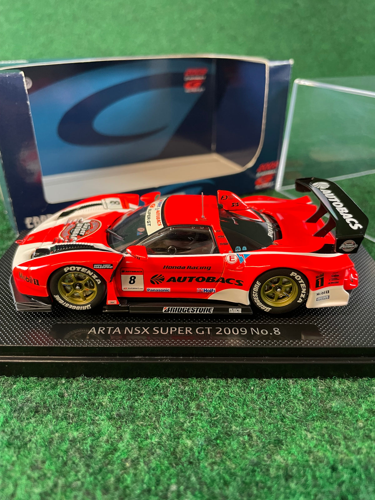 EBBRO - 2009 Super GT ARTA Autobacs Honda NSX 1/43 Scale Diecast