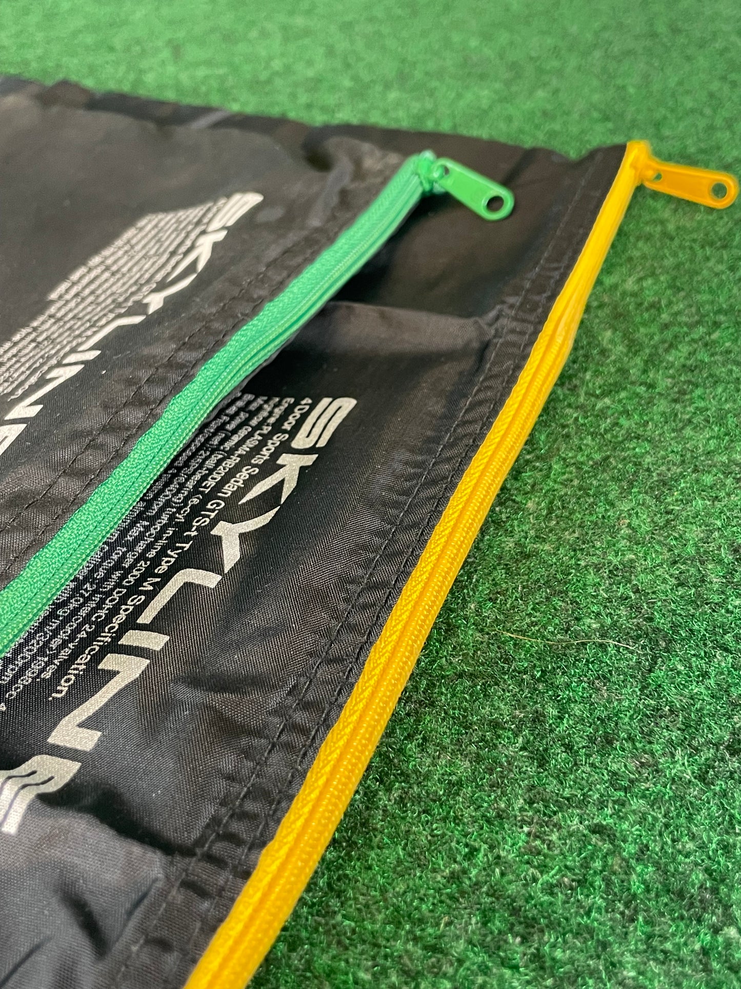 Nissan Skyline R32 GTS-T Type M - Green and Yellow Zipper Bags Set