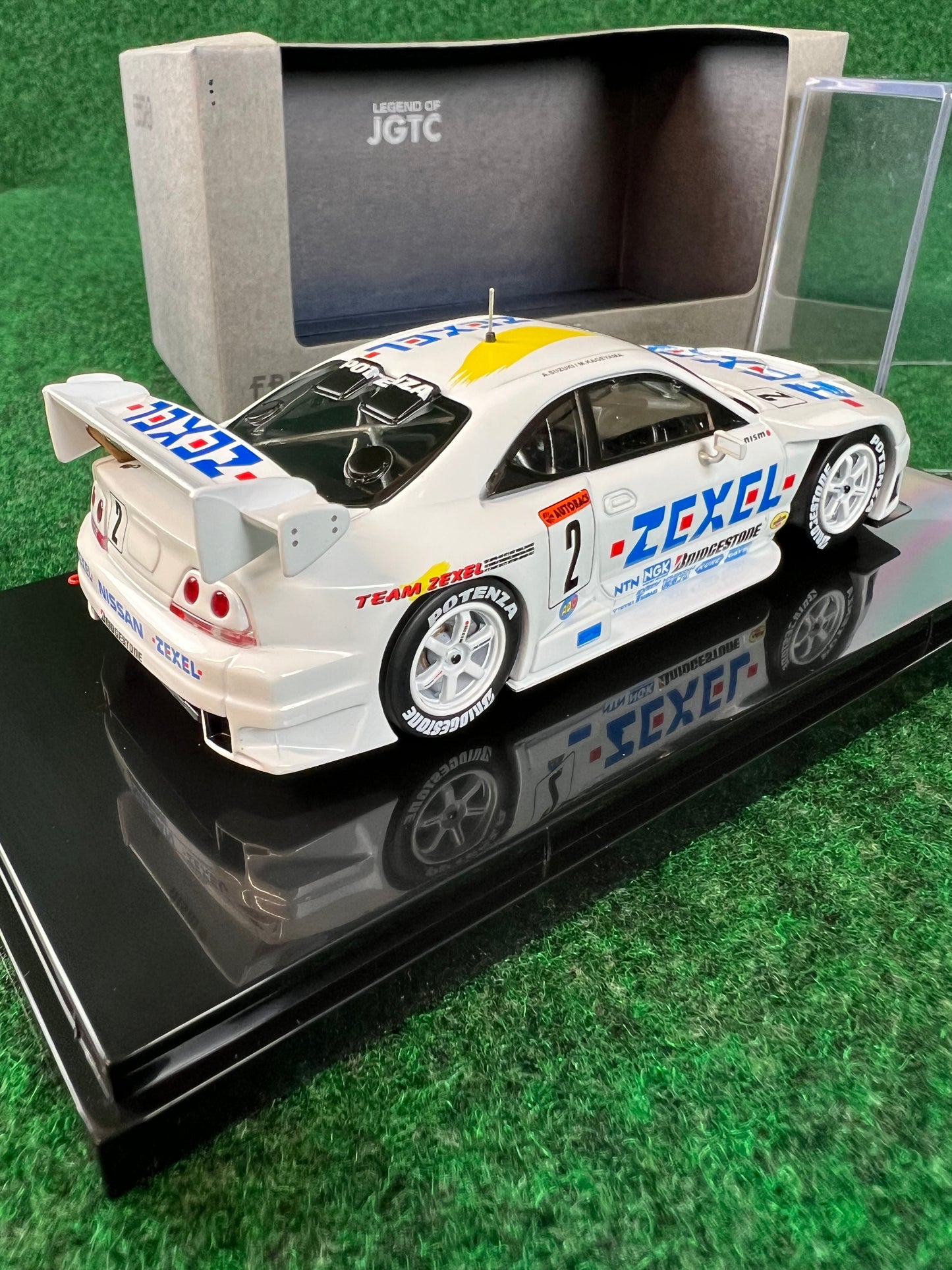EBBRO Legend of JGTC - 1998 ZEXEL Nissan Skyline R33 GTR 1/43 Scale Diecast