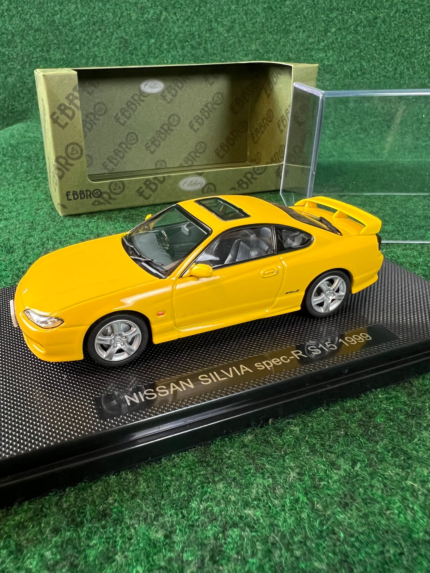 EBBRO Oldies - 1999 Nissan Silvia S15 Spec R Yellow 1/43 Scale Diecast
