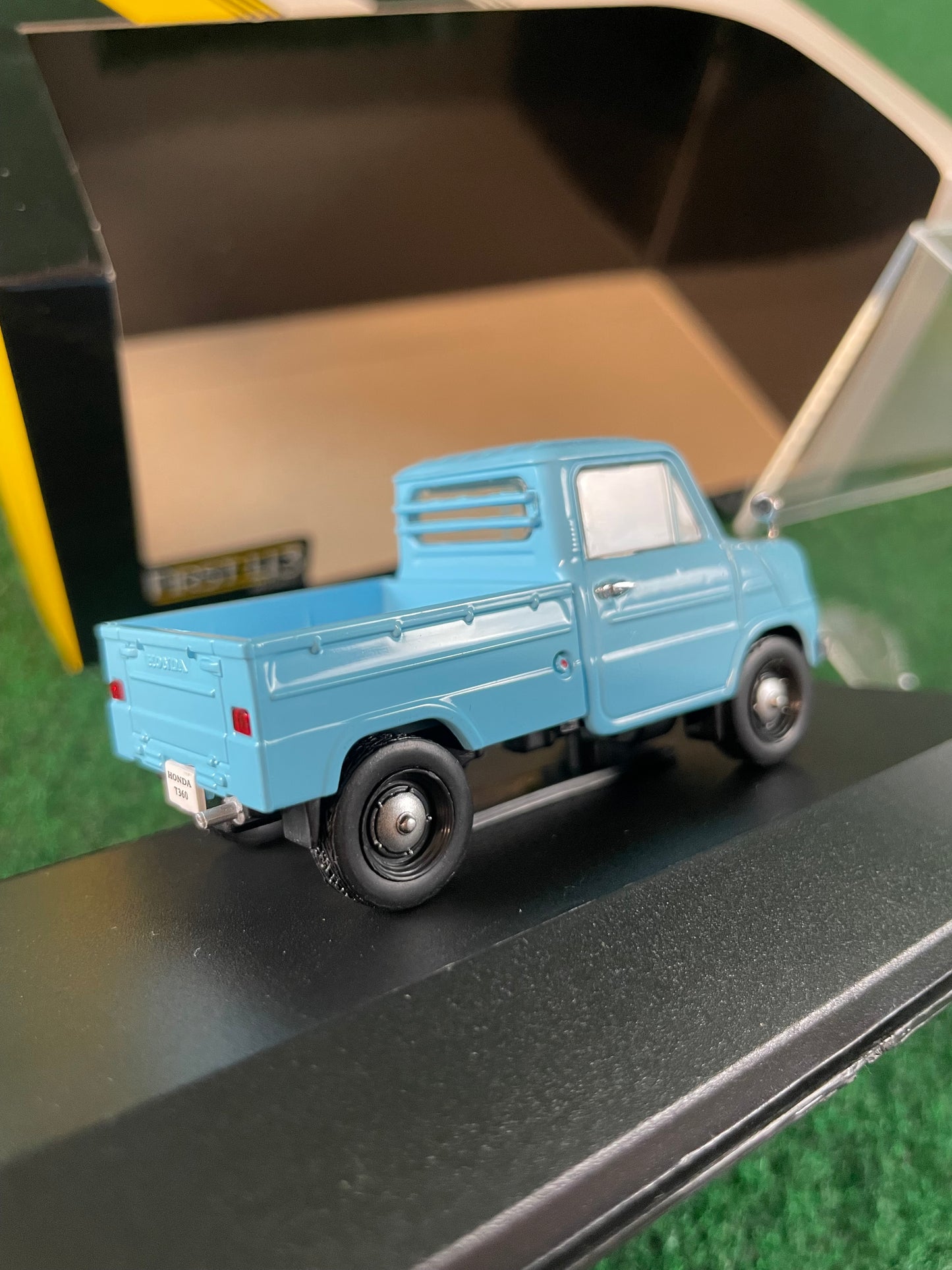 First43 Honda T360 1963 Mini Truck 1/43 Scale Diecast