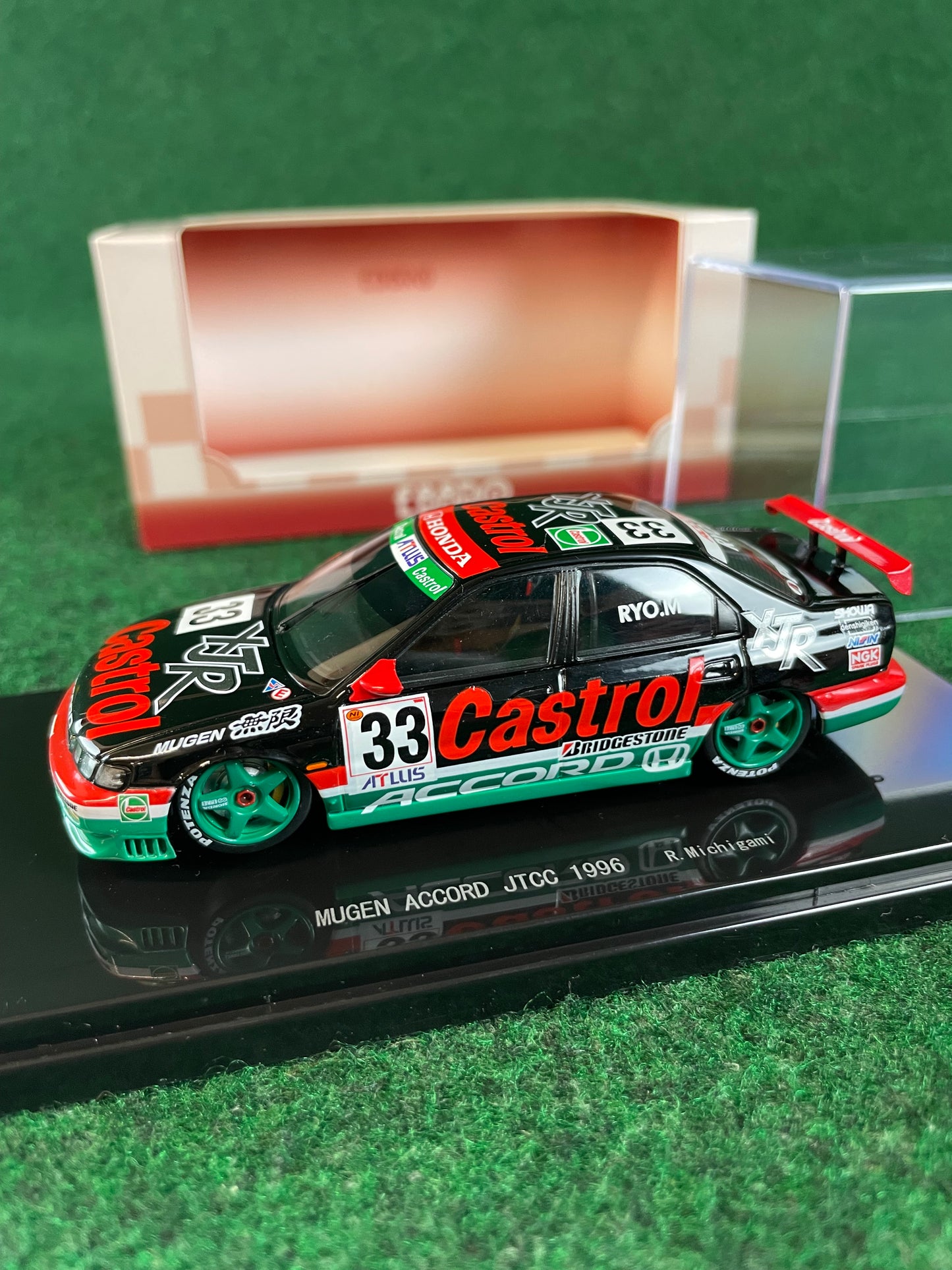 EBBRO Racing JTCC Castrol MUGEN Honda Accord #33 Ryo Michigami 1/43 Scale Diecast
