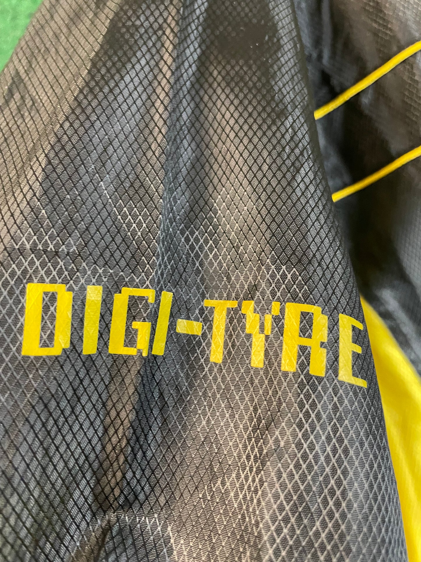 Dunlop Tires DIREZZA Digi-Tyre - Vintage Lightweight Windbreaker Jacket