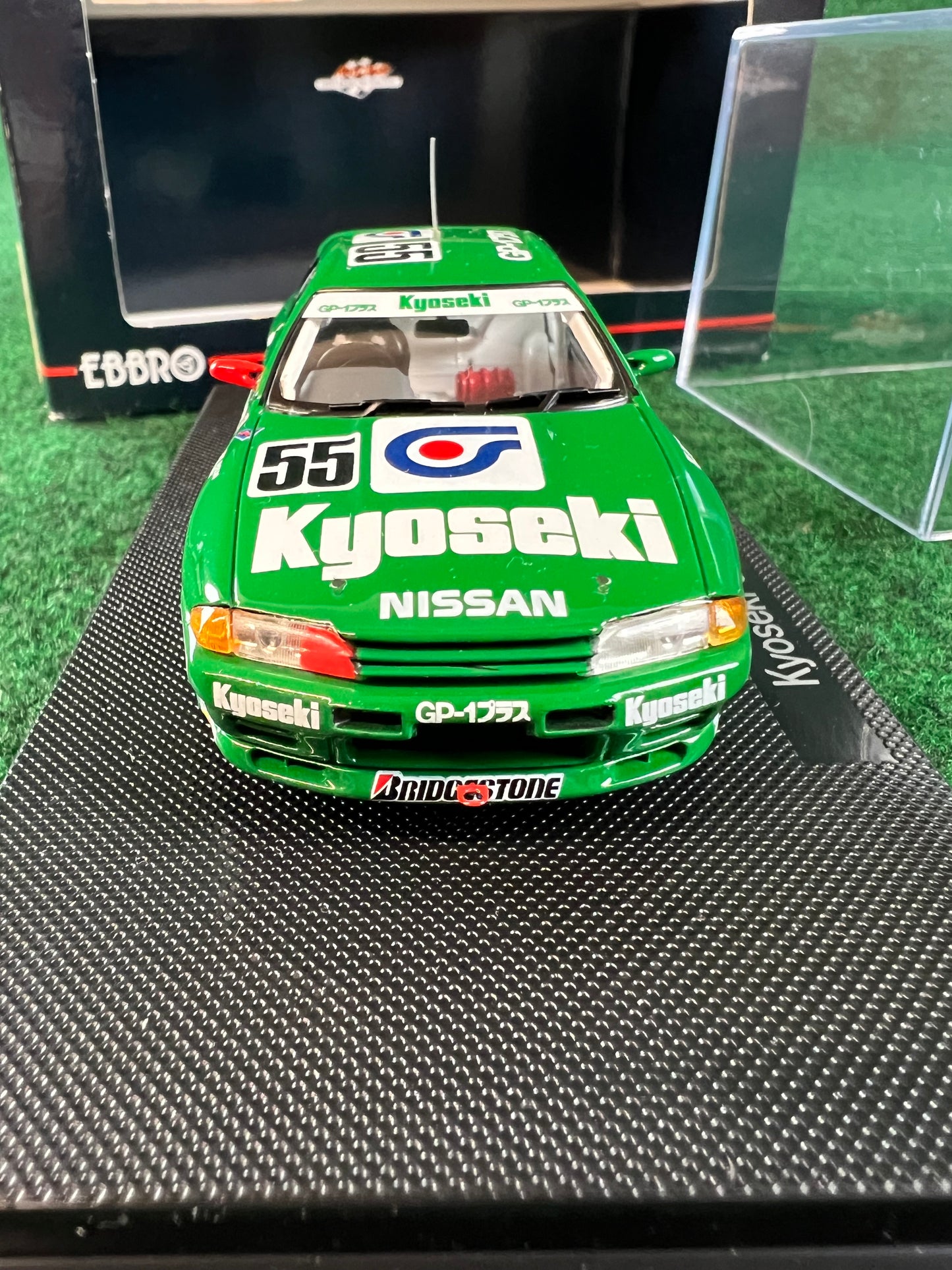 EBBRO Racing Collection Kyoseki 1993 Nissan Skyline R32 GTR 1/43 Scale Diecast