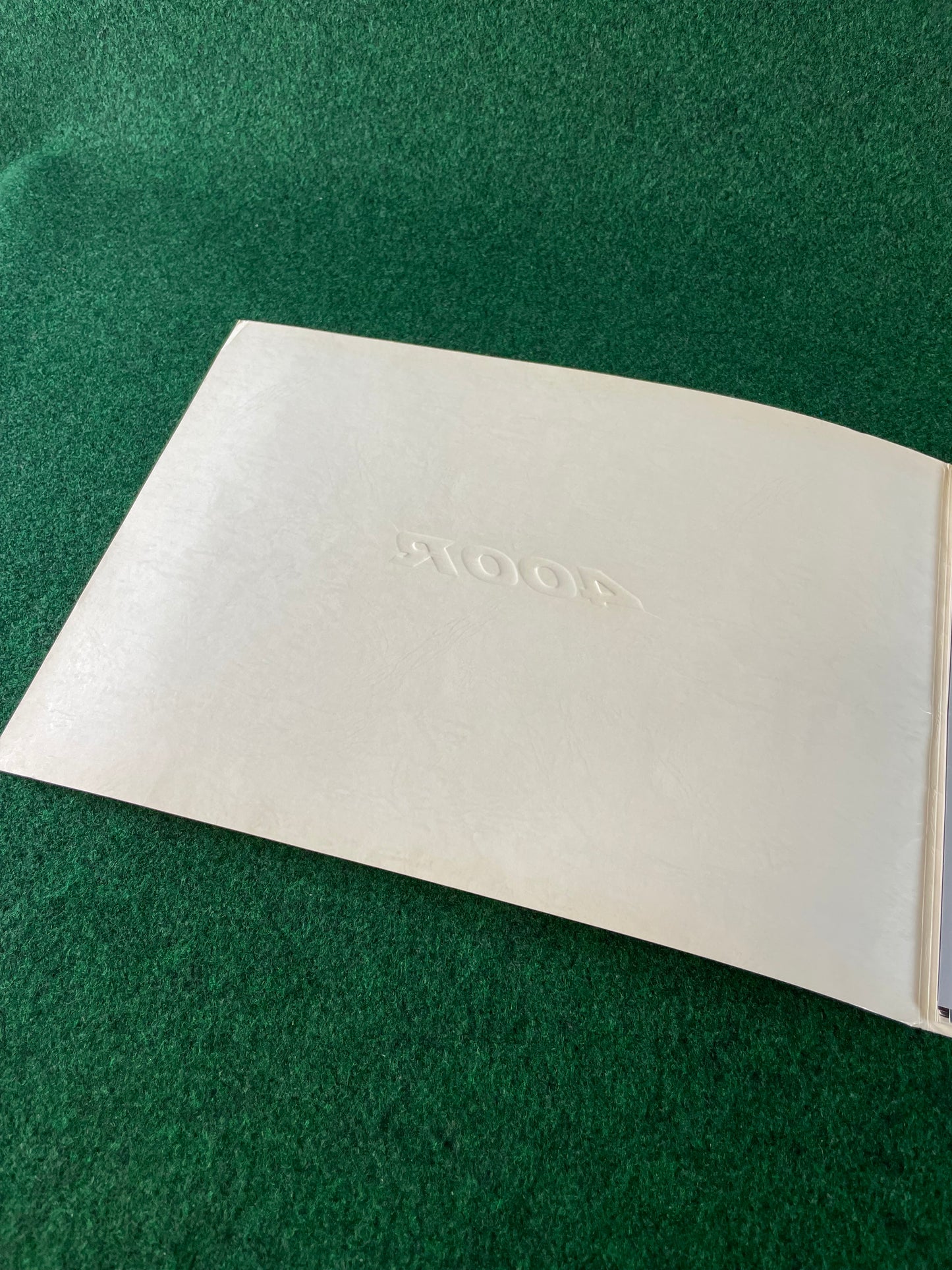 Nissan Skyline 400R R33 GT-R - Japanese Dealer New Car Press Release Folder Packet Brochure