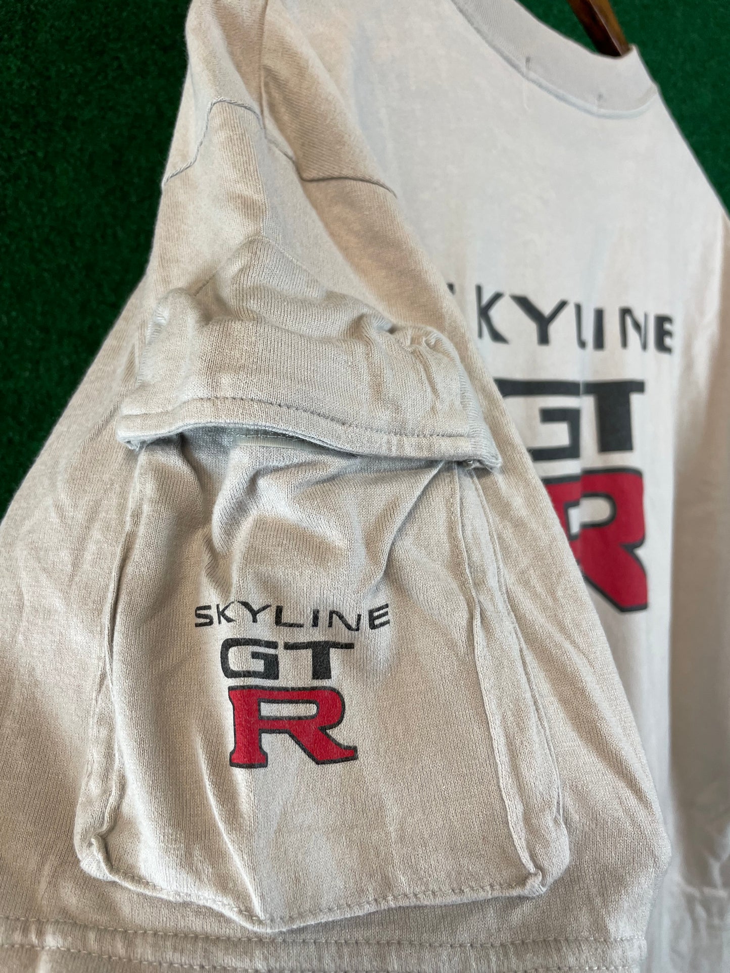Skyline GT-R - SKYLINE Collection Vintage Grey Sleeve Pocket T-Shirt