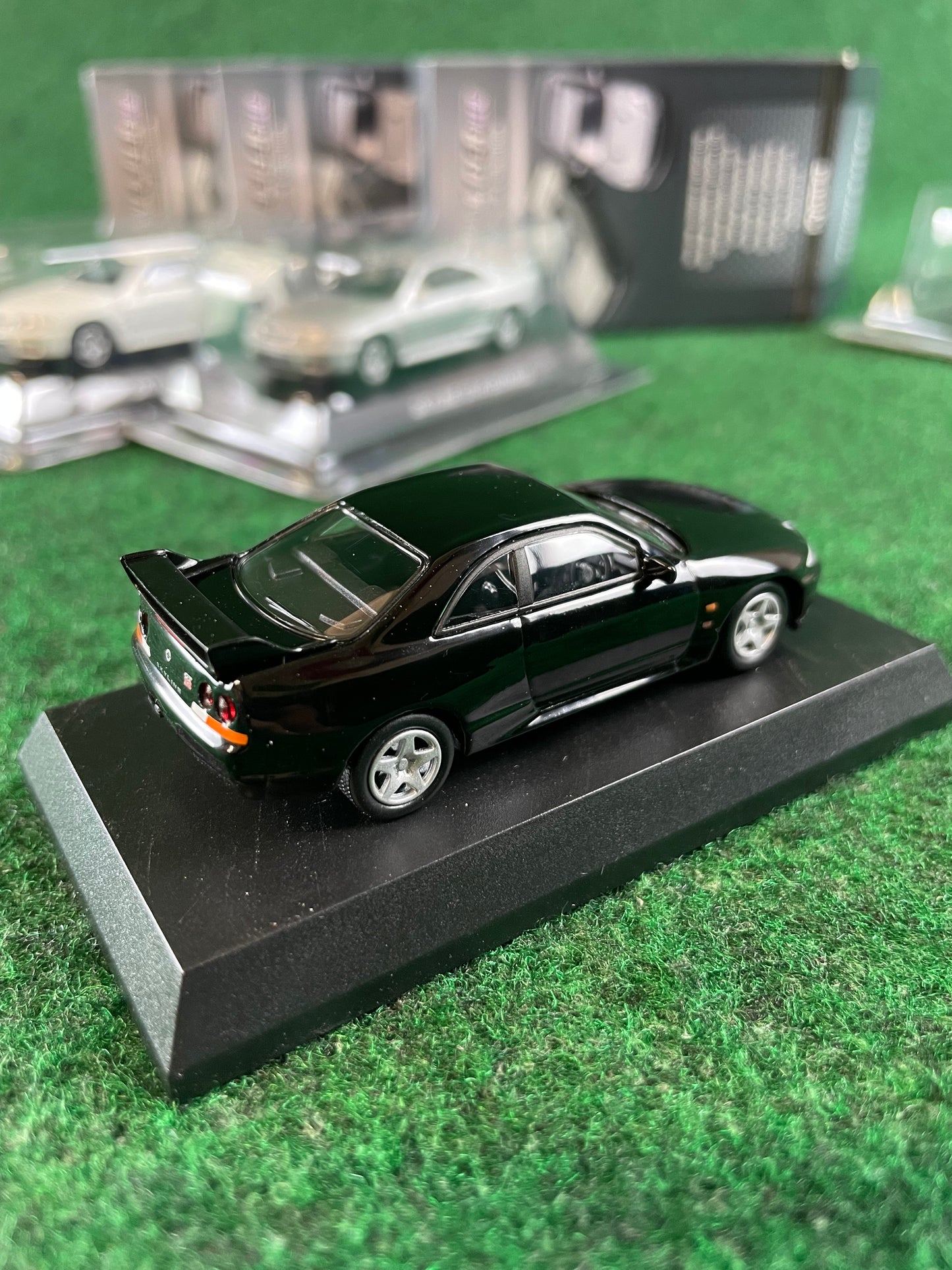 KYOSHO - Nissan Skyline & GT-R Neo Collection R33 GT-R 1/64 Scale Set