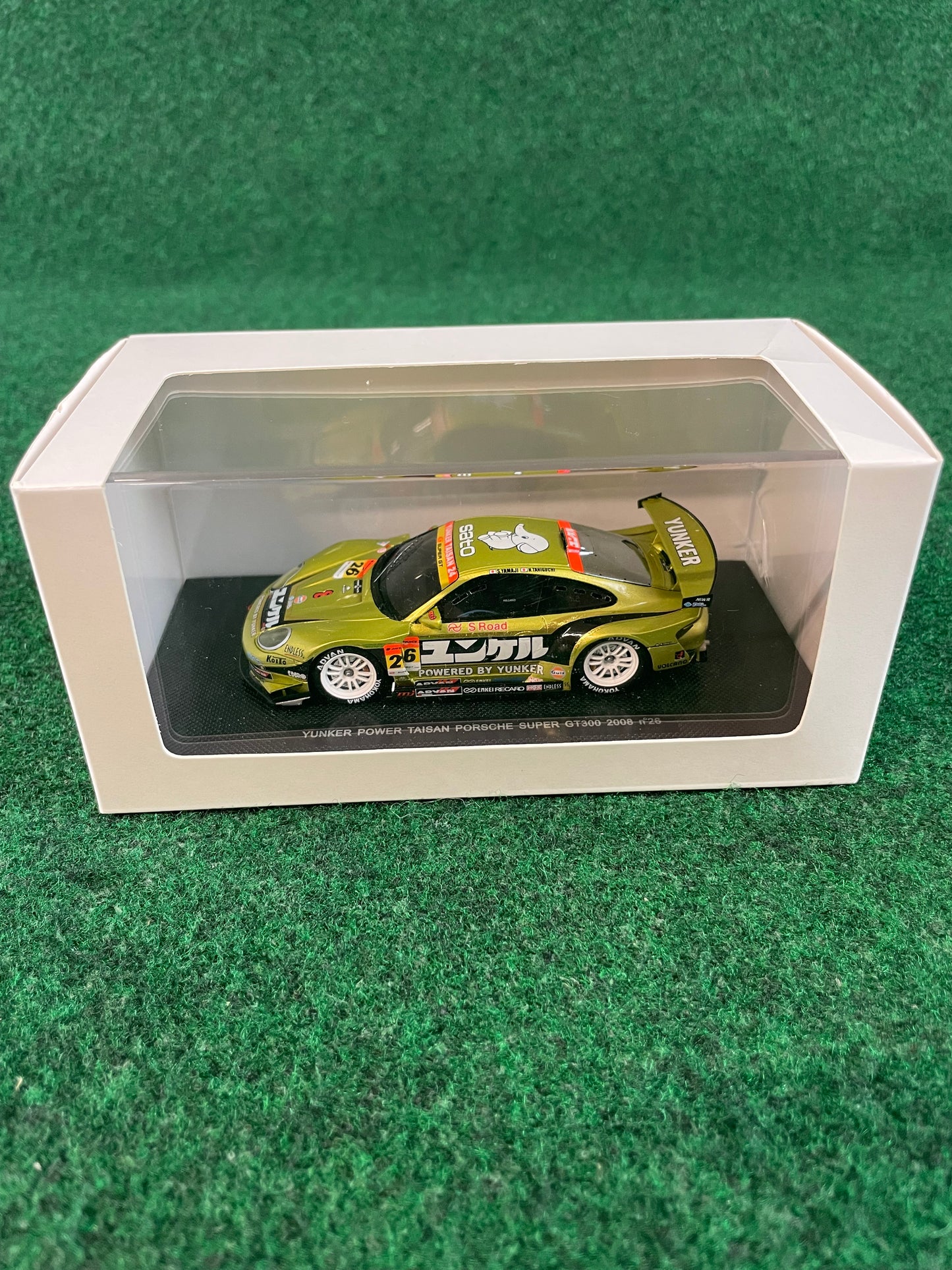 EBBRO Yunker Taisan SuperGT 2008 Porsche 911 GT3R 1/43 Scale Diecast