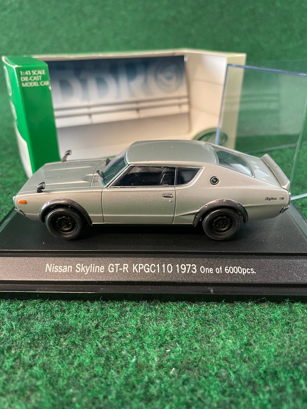 EBBRO Oldies - Nissan Skyline GT-R KPGC110 1973 1 of 6000 1/43 Scale Diecast