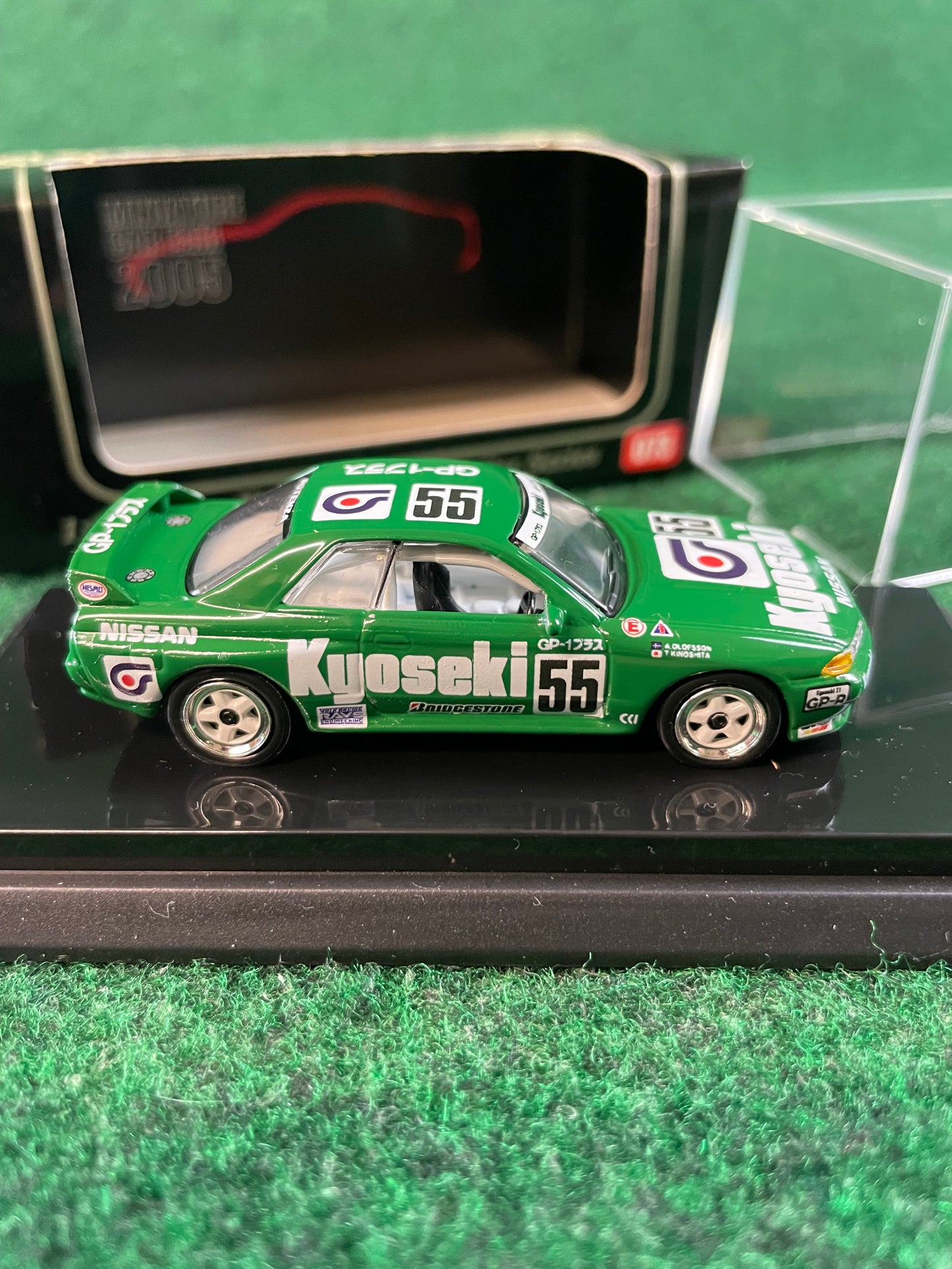 KYOSHO - Beads Collection 1992 & 1993 Kyoseki GP-1 Plus Nissan Skyline R32 GT-R 1/64 Scale Diecast Set