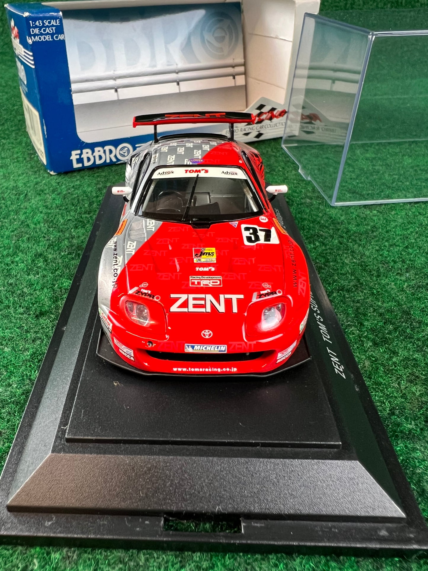 EBBRO - 2002 Zent Tom's Toyota Supra #37 1/43 Scale Diecast