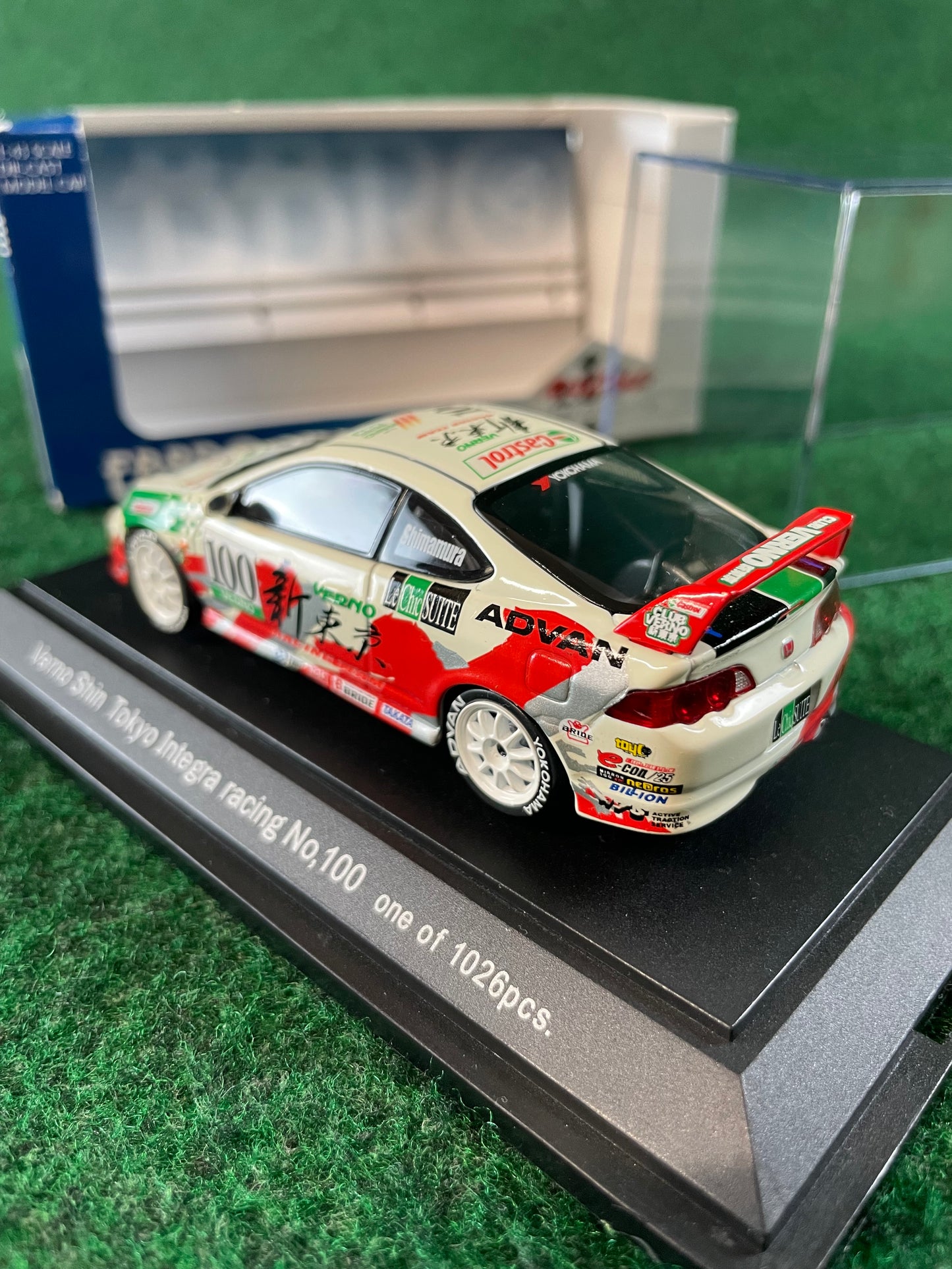 EBBRO Racing Car Collection - Verno Shin Tokyo Honda Integra Type R DC5 1/43 Scale Diecast