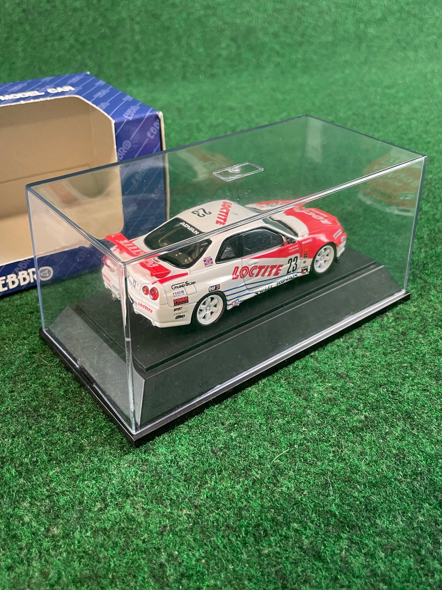 EBBRO - Super Taikyu Loctite Nismo Nissan Skyline R34 GT-R 1/43 Scale Diecast