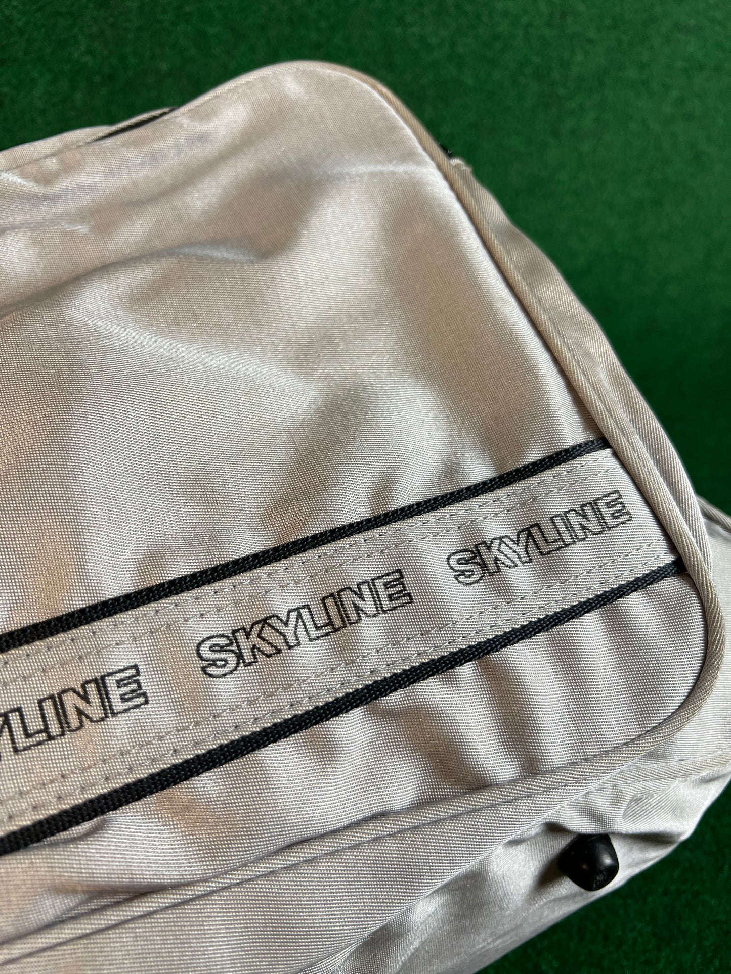 SKYLINE - Nissan Vintage Travel Bag Set R30 R31 Era