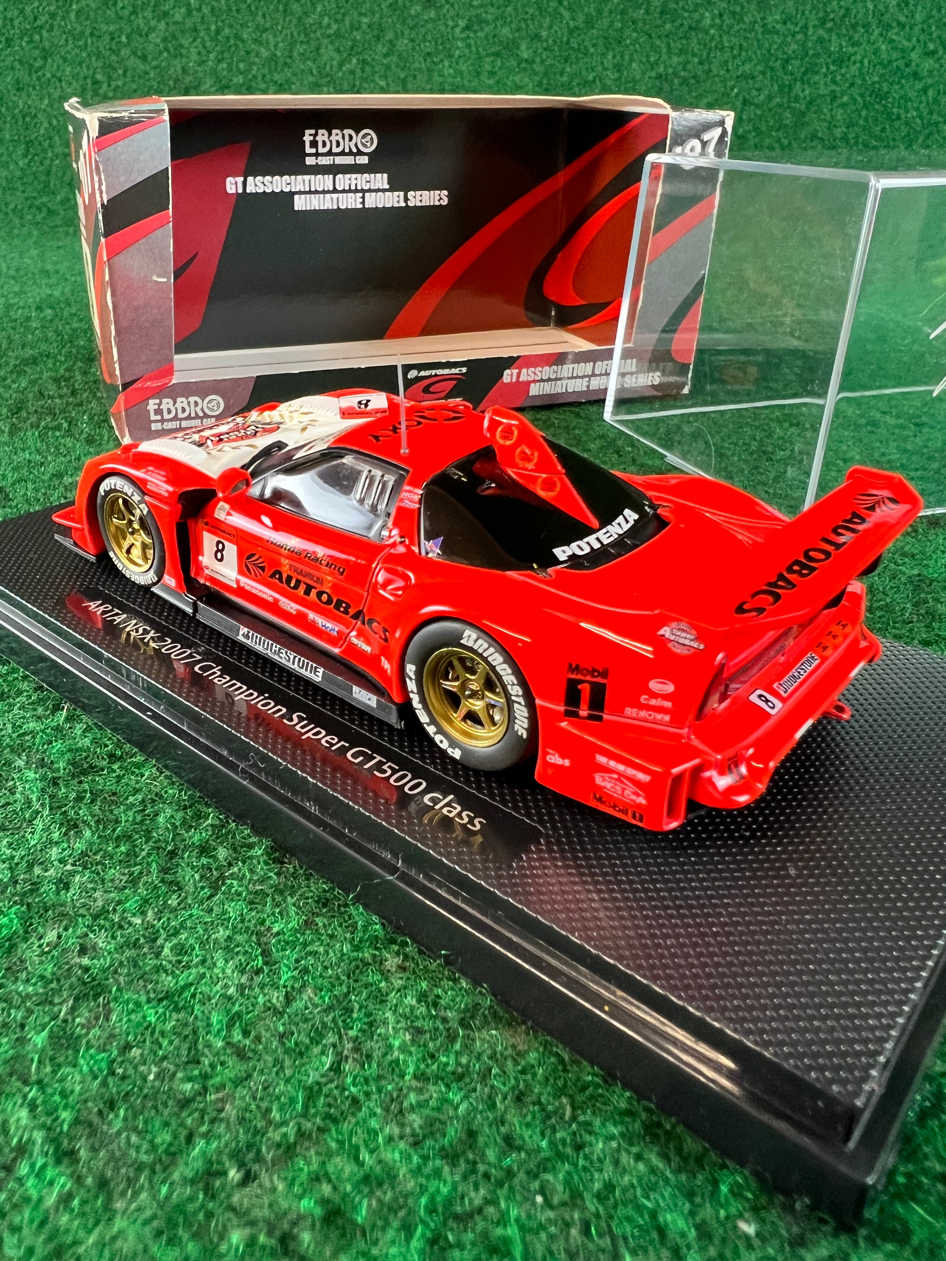 EBBRO - SuperGT 2007 ARTA NSX Championship Car with Signature