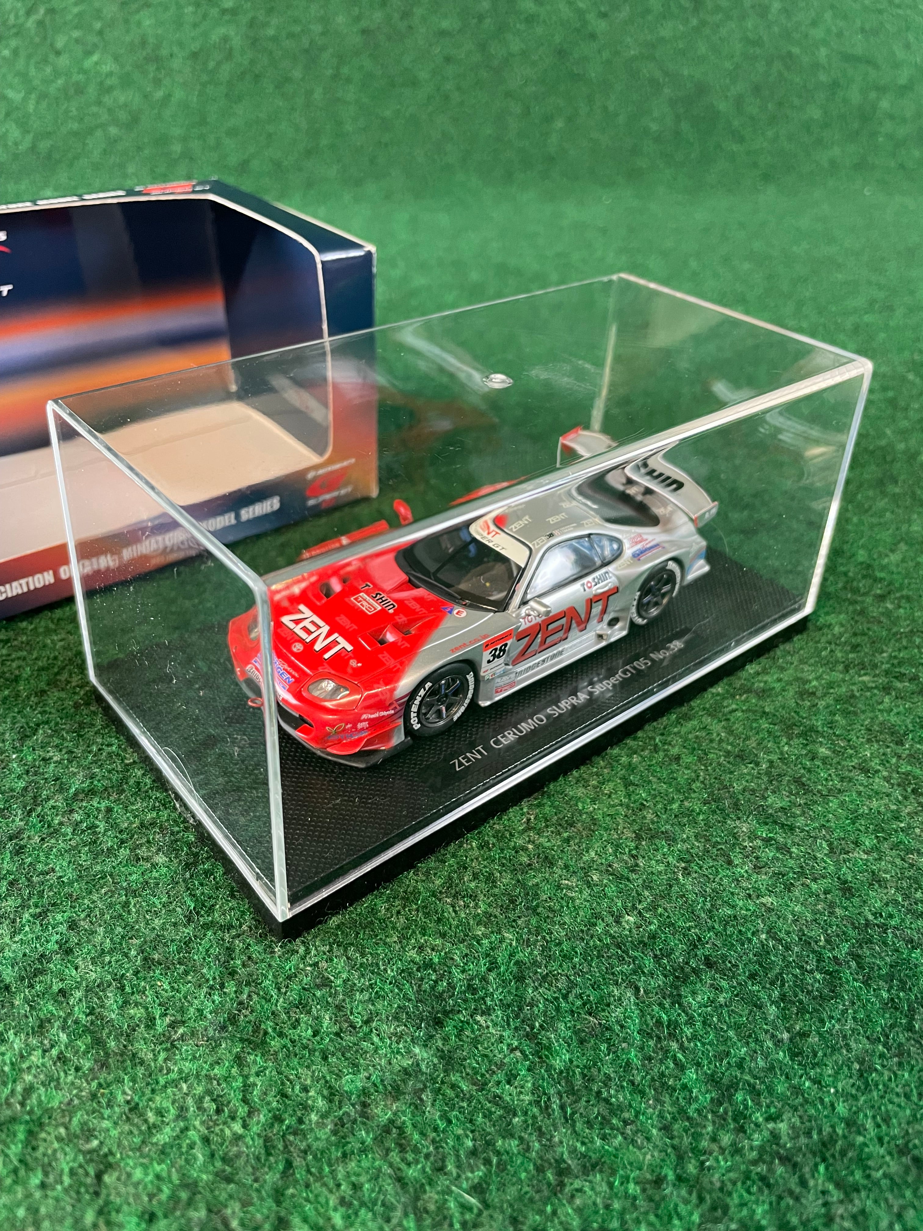 EBBRO - ZENT CERUMO 2005 Toyota Supra GT500 SuperGT No.38 1/43