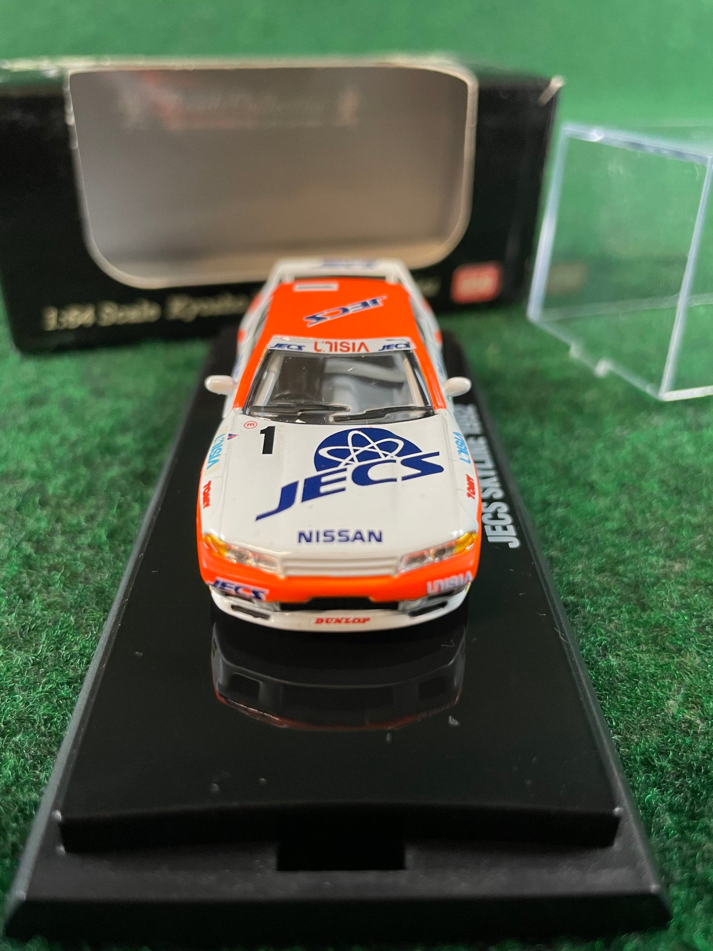 KYOSHO - Beads Collection 1992 & 1993 Unisia JECS Nissan Skyline R32 GT-R 1/64 Scale Diecast Set