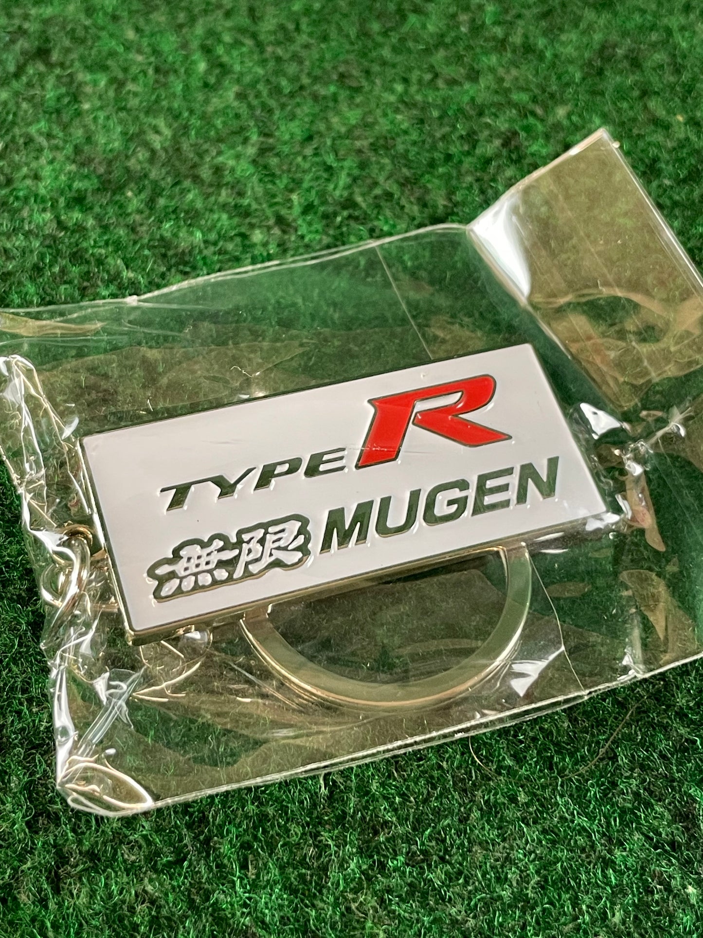 TC Juurokuhoi Vending Machine - Honda Civic Type R FK8 MUGEN Metal Logo Keychain