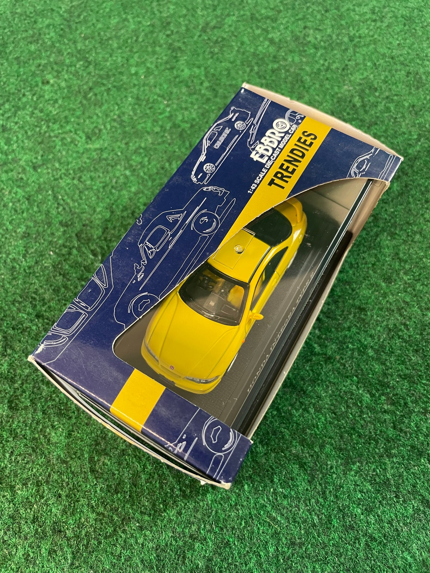 EBBRO Trendies Honda Integra Type R DC2 (Yellow) 1/43 Scale Diecast