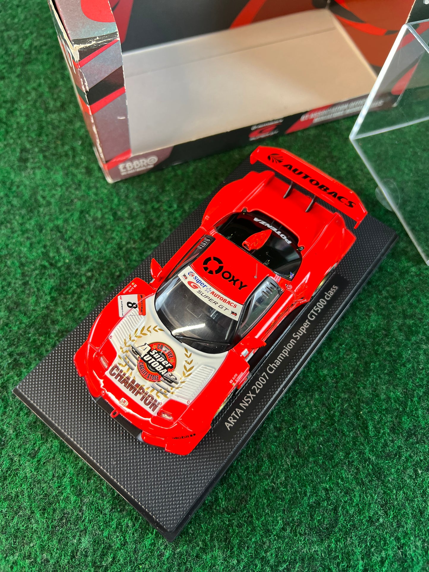 EBBRO - SuperGT 2007 ARTA NSX Championship Car with Signature Images 1/43 Scale Diecast