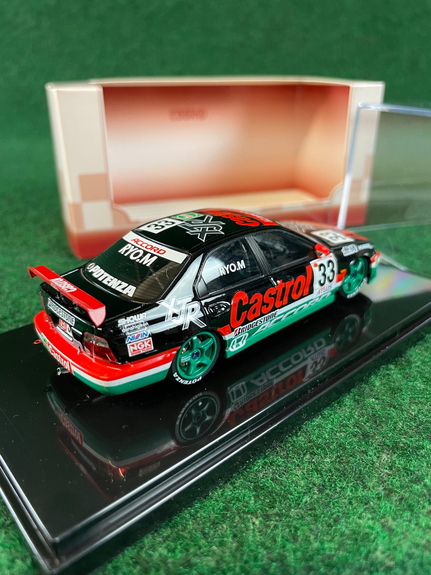 EBBRO Racing JTCC Castrol MUGEN Honda Accord #33 Ryo Michigami 1/43 Scale Diecast