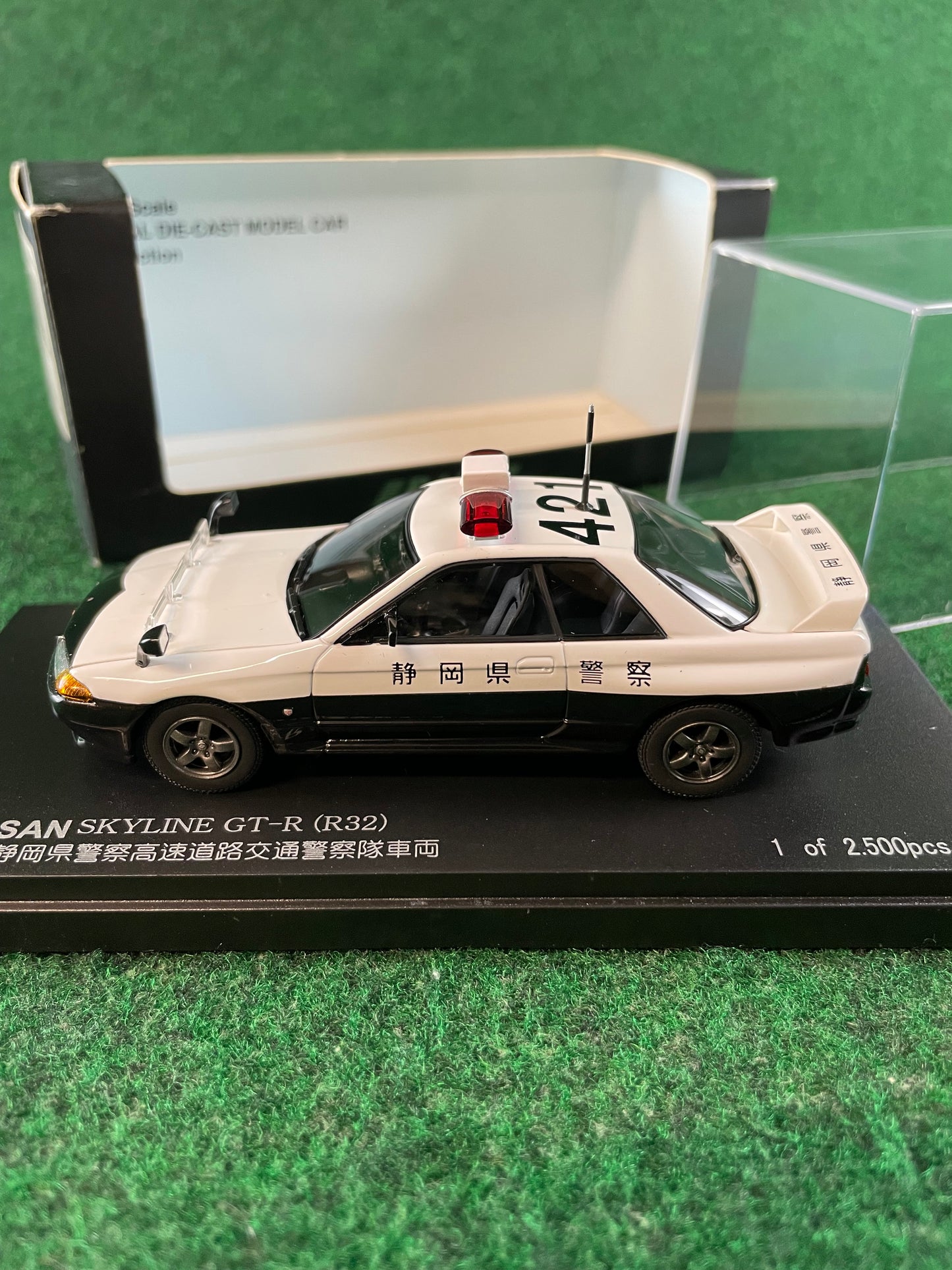 Rai’s - Nissan Skyline R32 GT-R Shizuoka Police Car 1/43 Scale Diecast