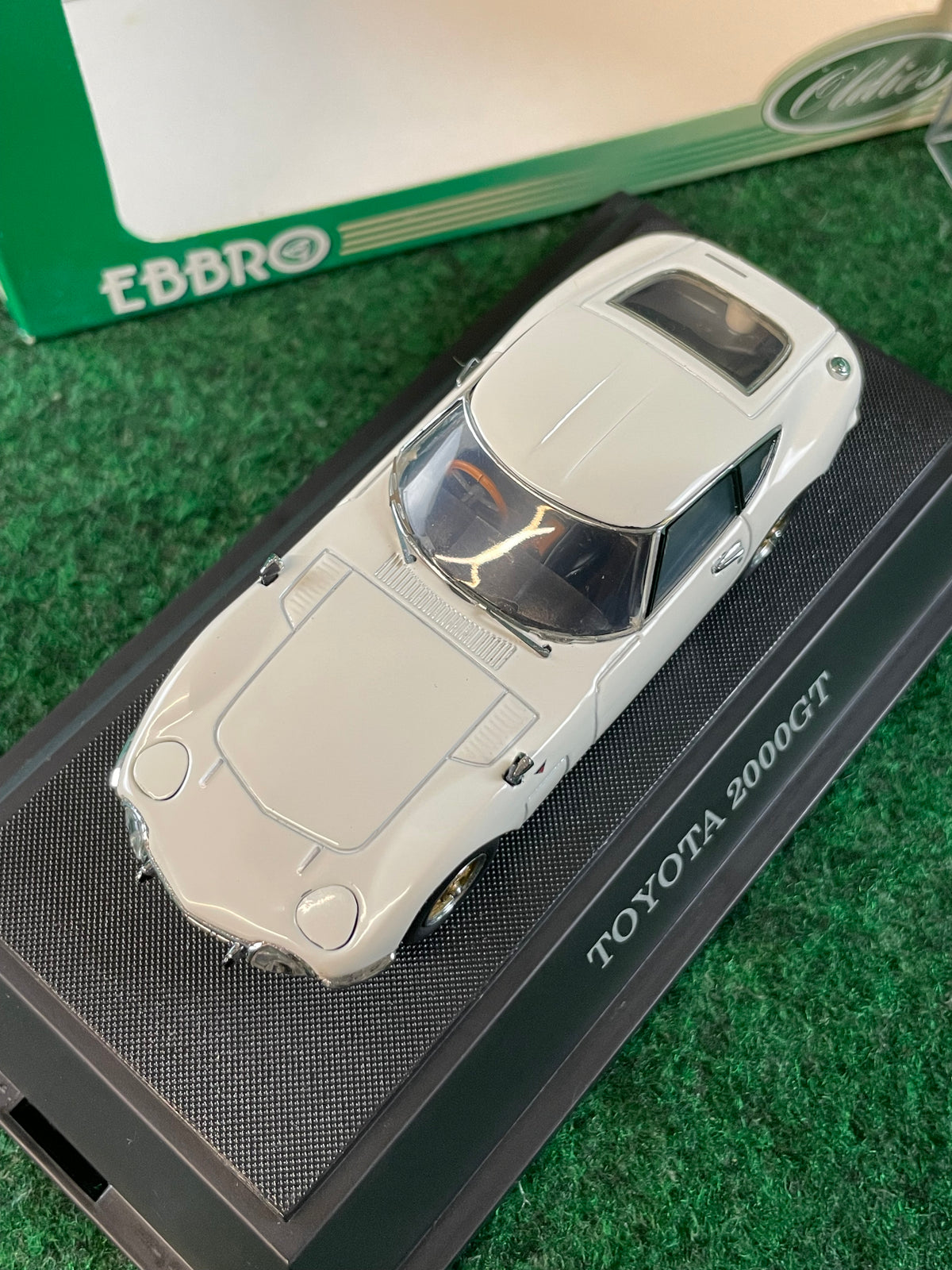 EBBRO - Toyota 2000GT White 1/43 Scale Diecast