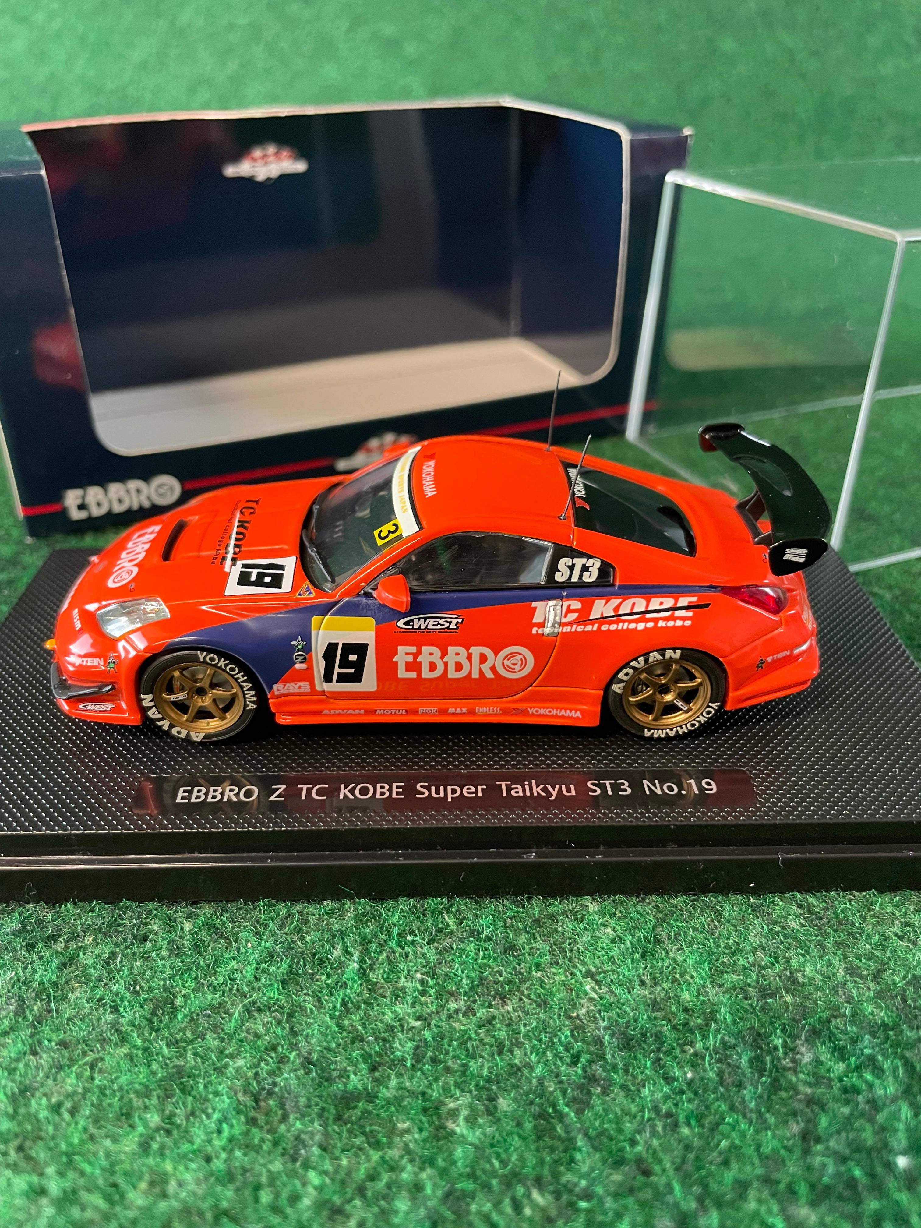 EBBRO Racing Collection Nissan Fairlady Z - TC KOBE Cwest 1/43
