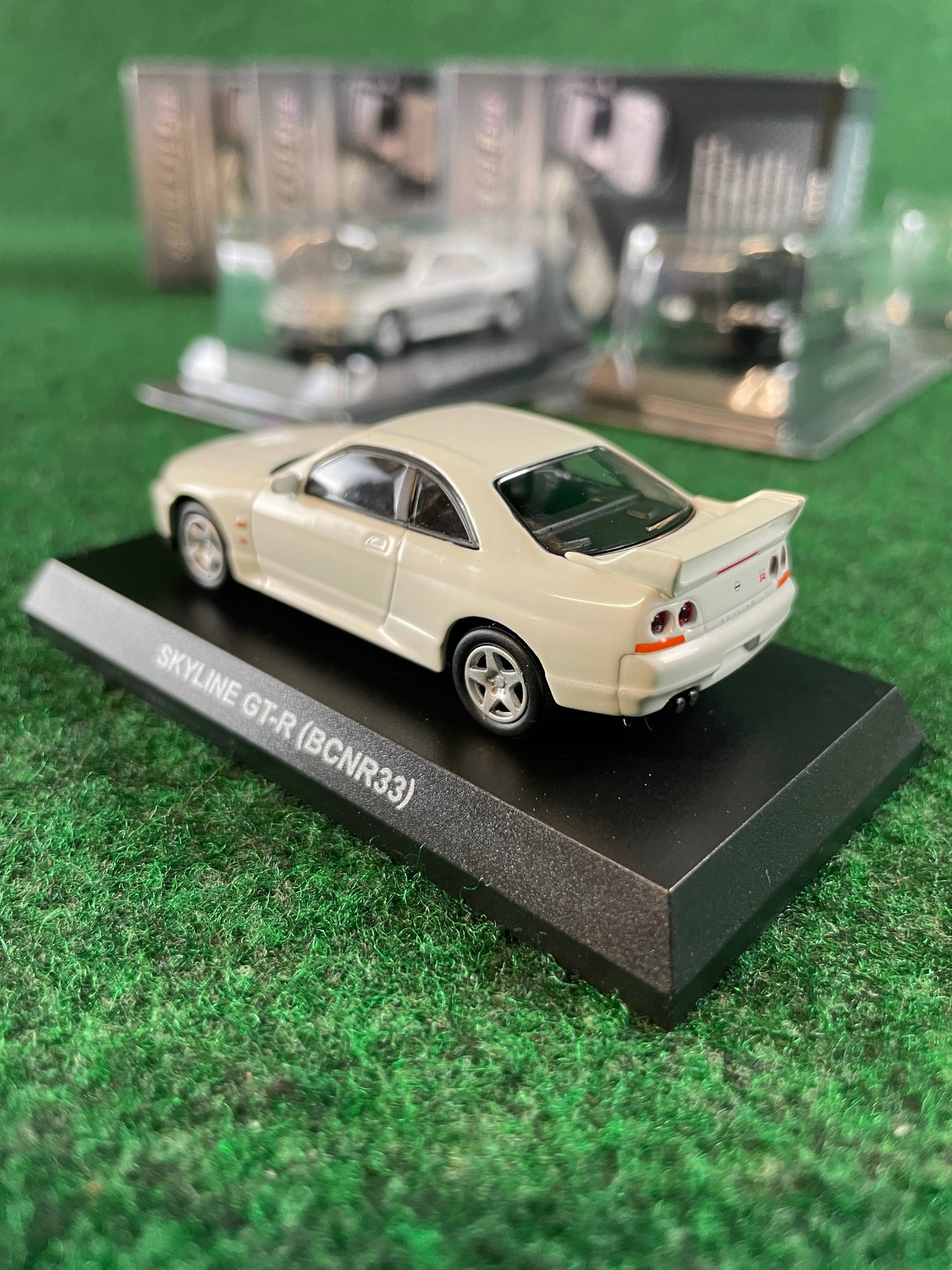 KYOSHO - Nissan Skyline & GT-R Neo Collection R33 GT-R 1/64 Scale Set