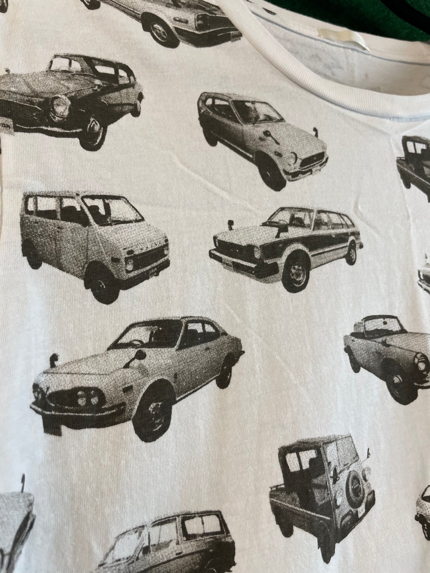Honda x GU - Cars Pattern White Short Sleeve T-Shirt