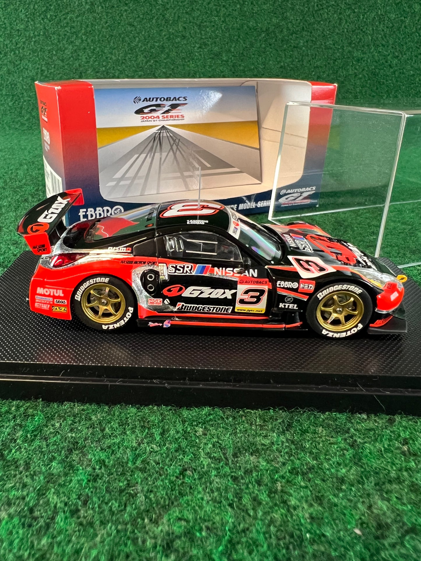 EBBRO - 2004 JGTC Hasemi G’Zox Nissan Fairlady Z 1/43 Scale Diecast