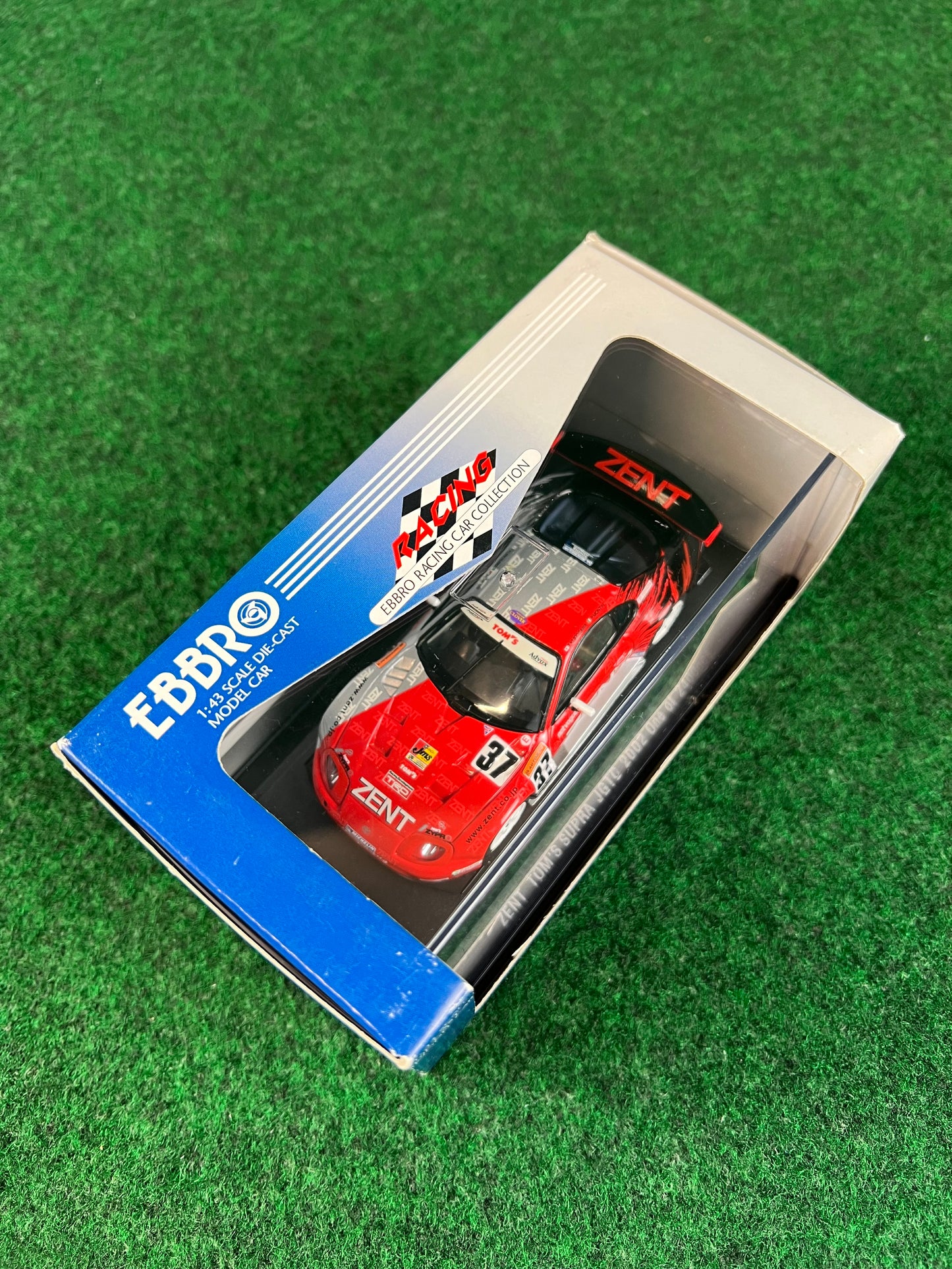 EBBRO - 2002 Zent Tom's Toyota Supra #37 1/43 Scale Diecast
