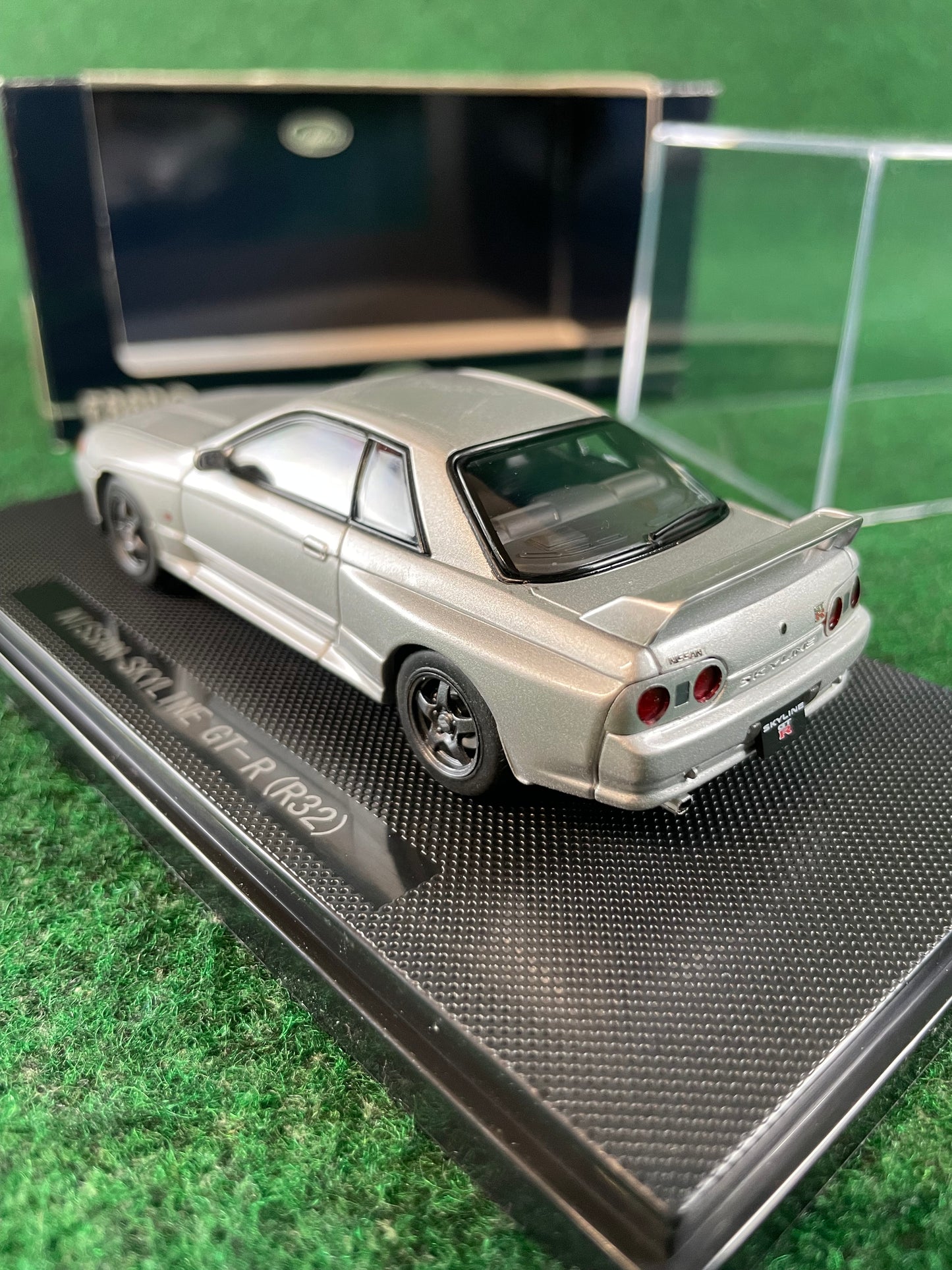 EBBRO Oldies - Nissan Skyline R32 GT-R 1/43 Scale Diecast