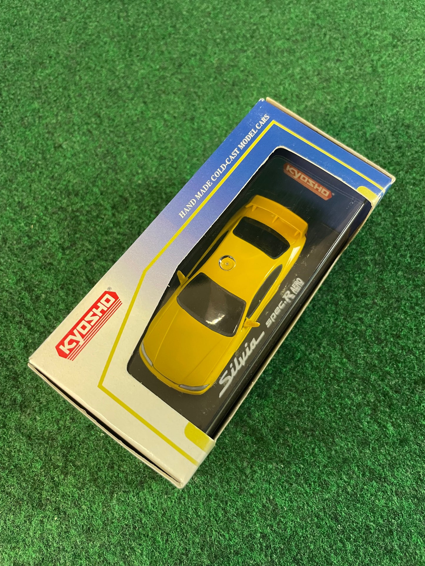 KYOSHO Poly-Stone Gallery Nissan Silvia S15 (Yellow) 1/43 Scale Model Diecast Car