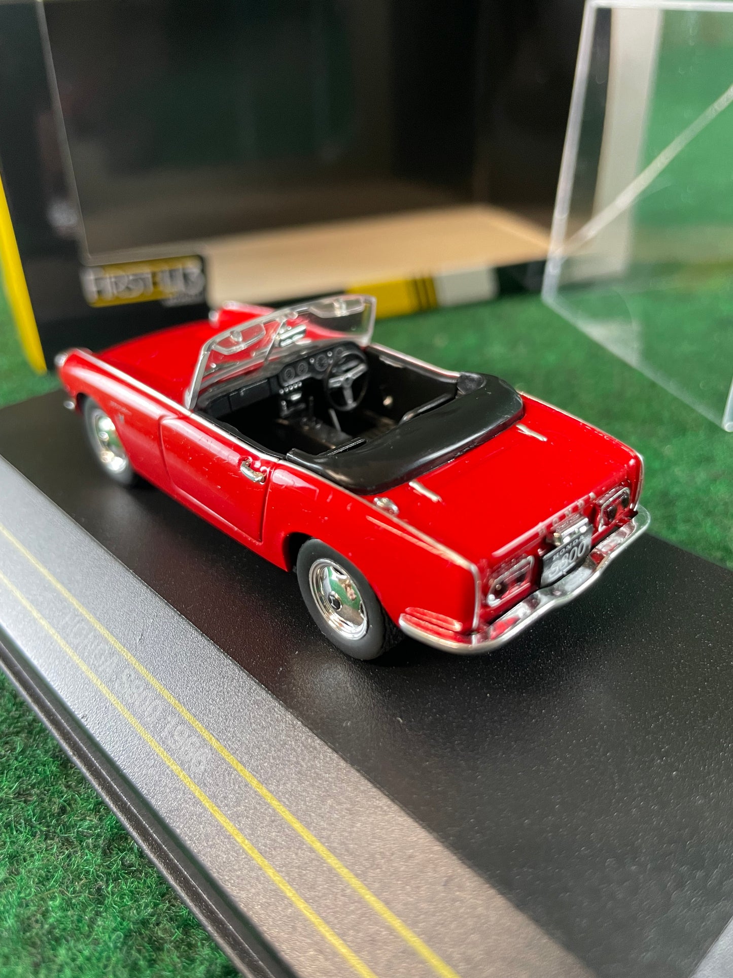 First43 Honda S800 Red Roof Open 1/43 Scale Diecast