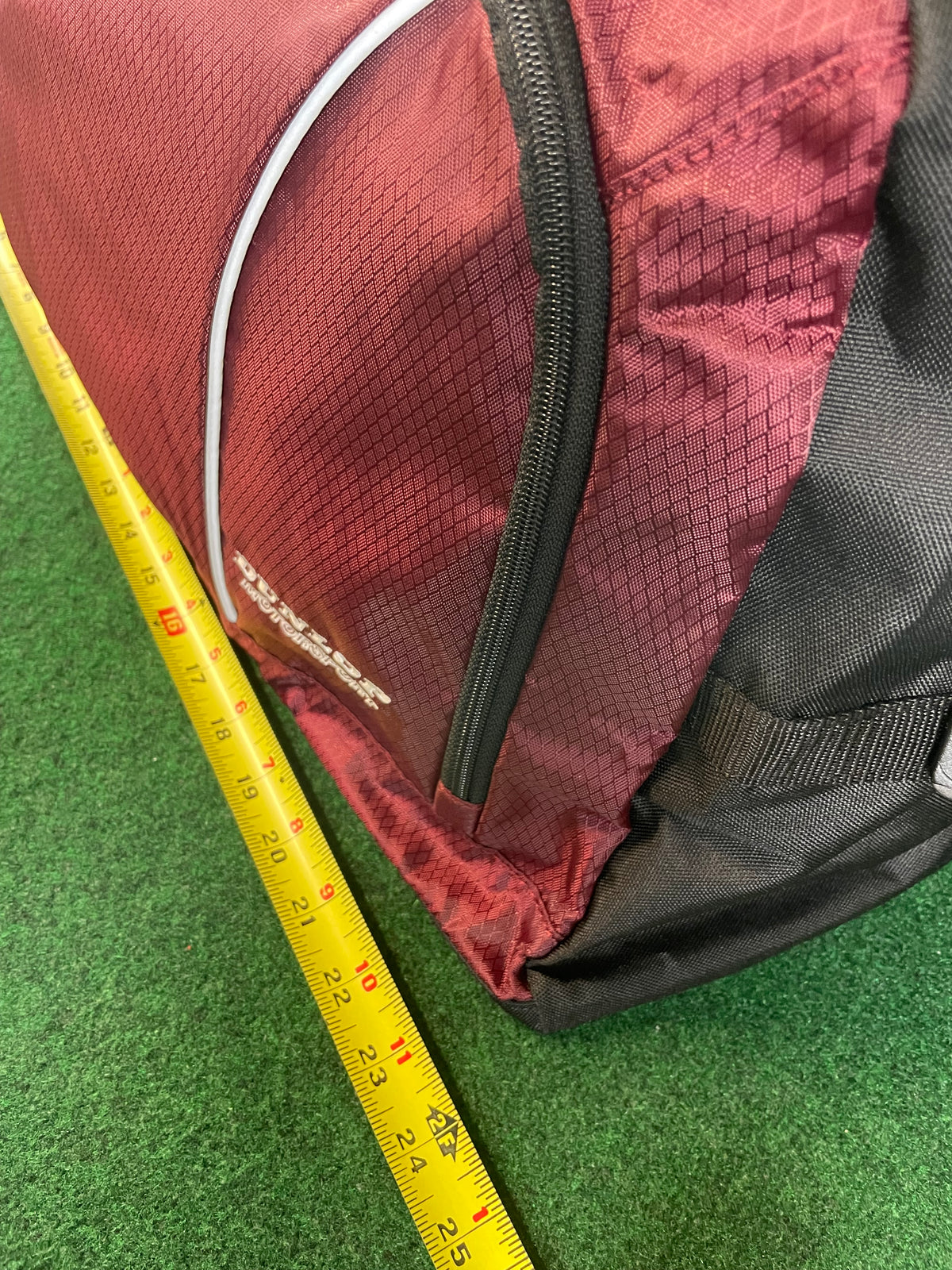 DUNLOP Motorsport - Dark Red & Black Duffle Travel Bag