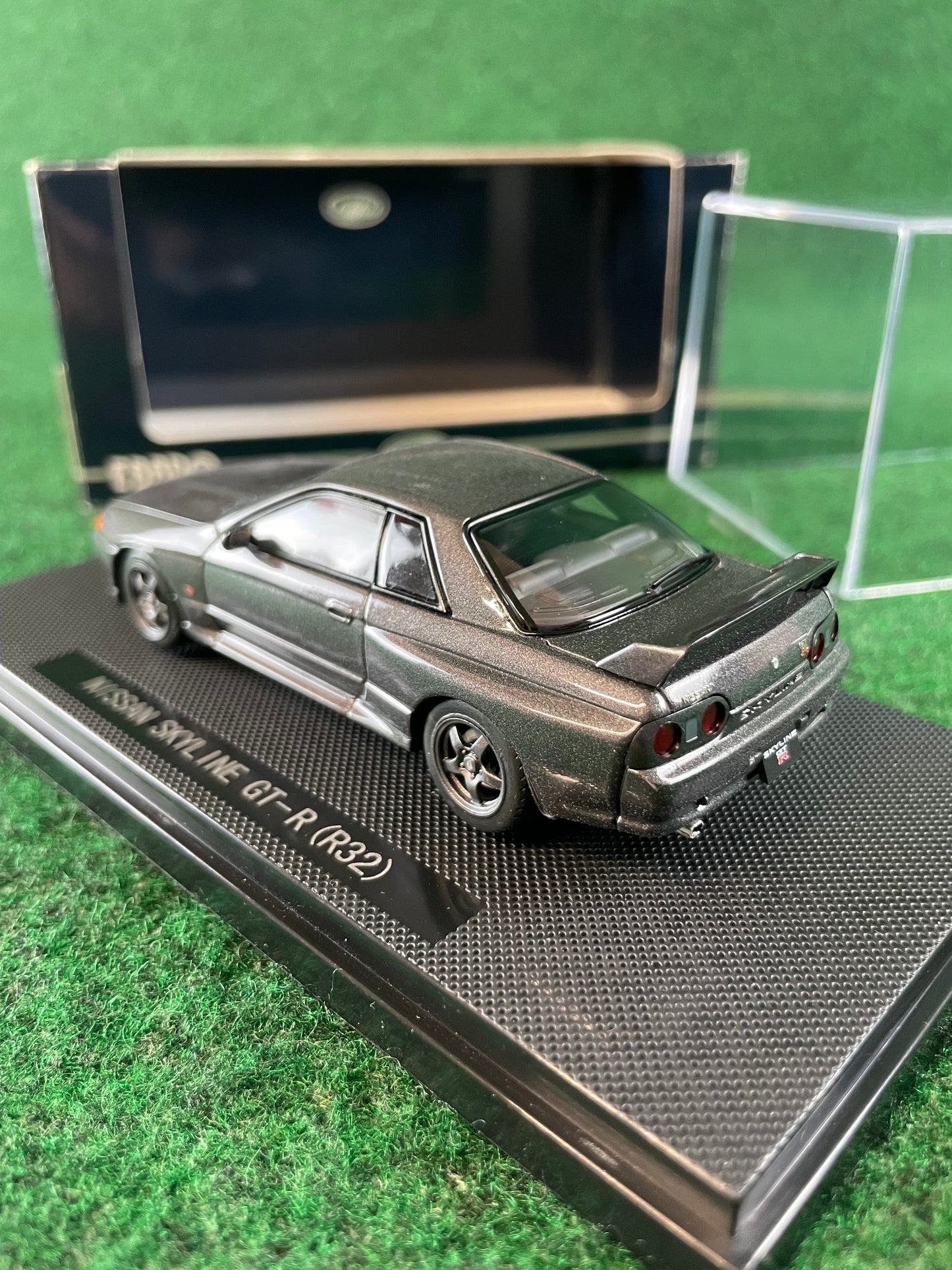 EBBRO Oldies - Nissan Skyline R32 GT-R 1/43 Scale Diecast