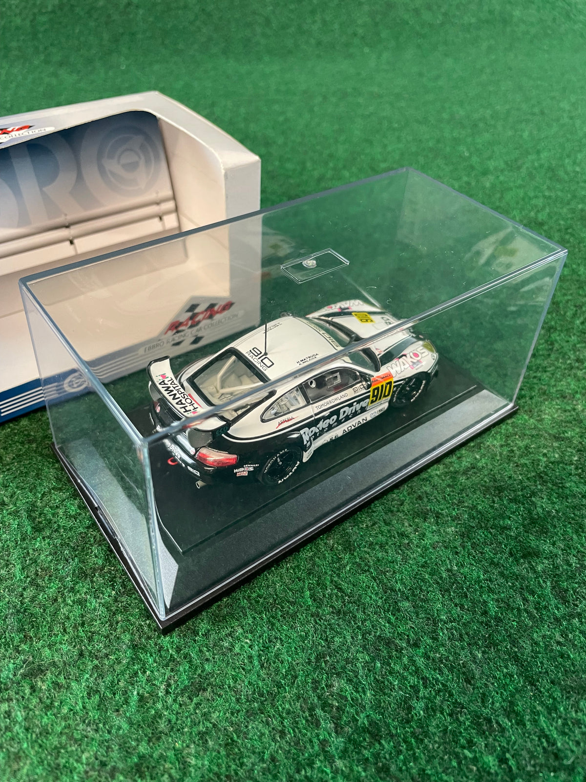 EBBRO Racing Car Collection - JGTC 2002 Rodeo Drive Advan Porsche 911 GT3R 1/43 Scale Diecast