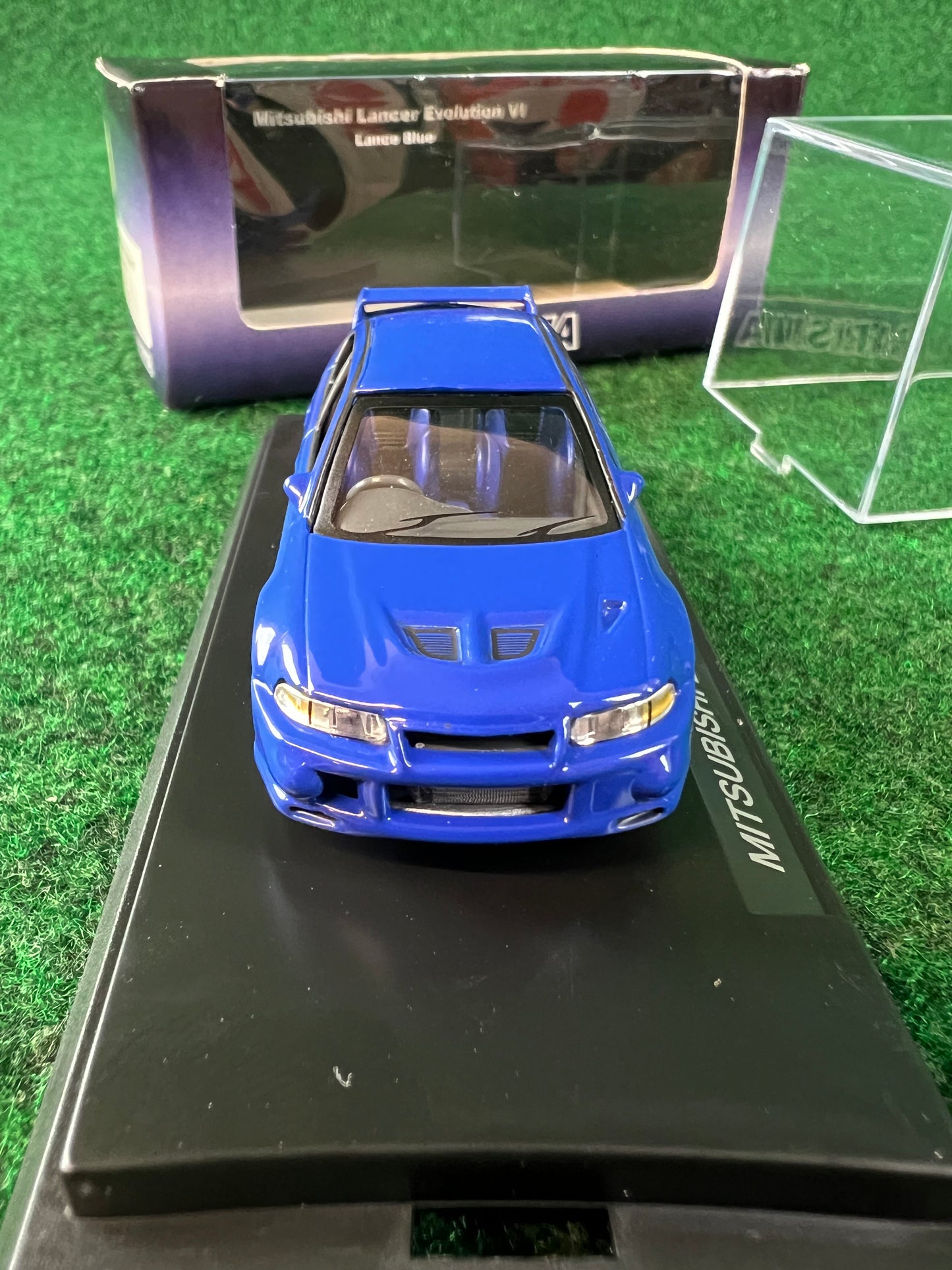 CARISMA - Mitsubishi Lancer Evolution VI (Blue) 1/64 Scale Diecast