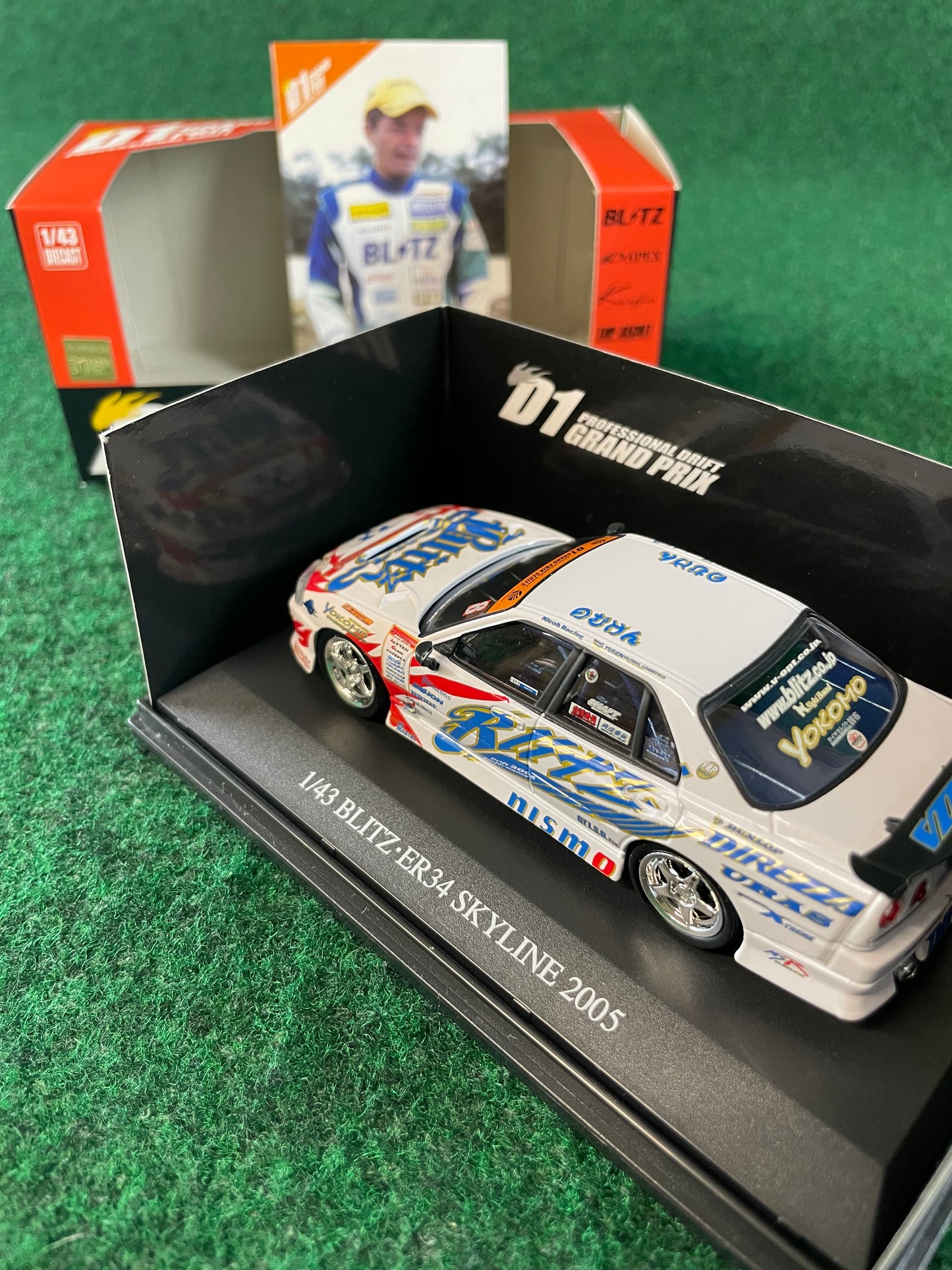 DISM D1 Grand Prix Memorial - 2005 Blitz Nissan Skyline ER34 1/43 Scale Diecast
