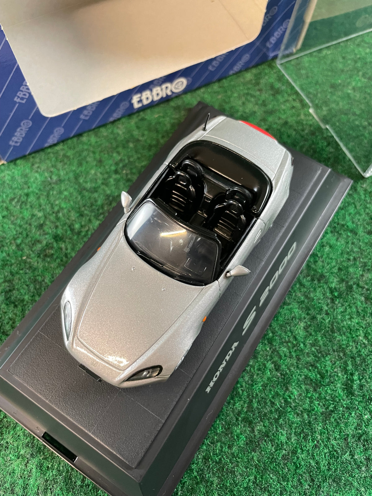 EBBRO 1999 Honda S2000 (Silverstone Silver) 1/43 Scale Diecast