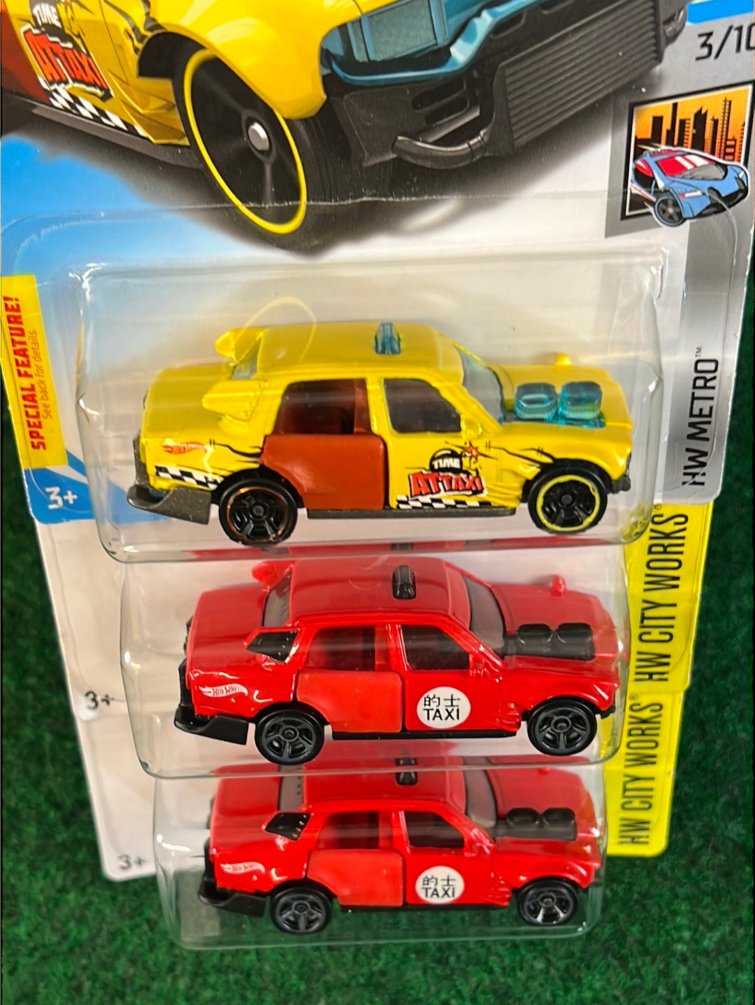 Hot Wheels - Time Attaxi - Set of 3