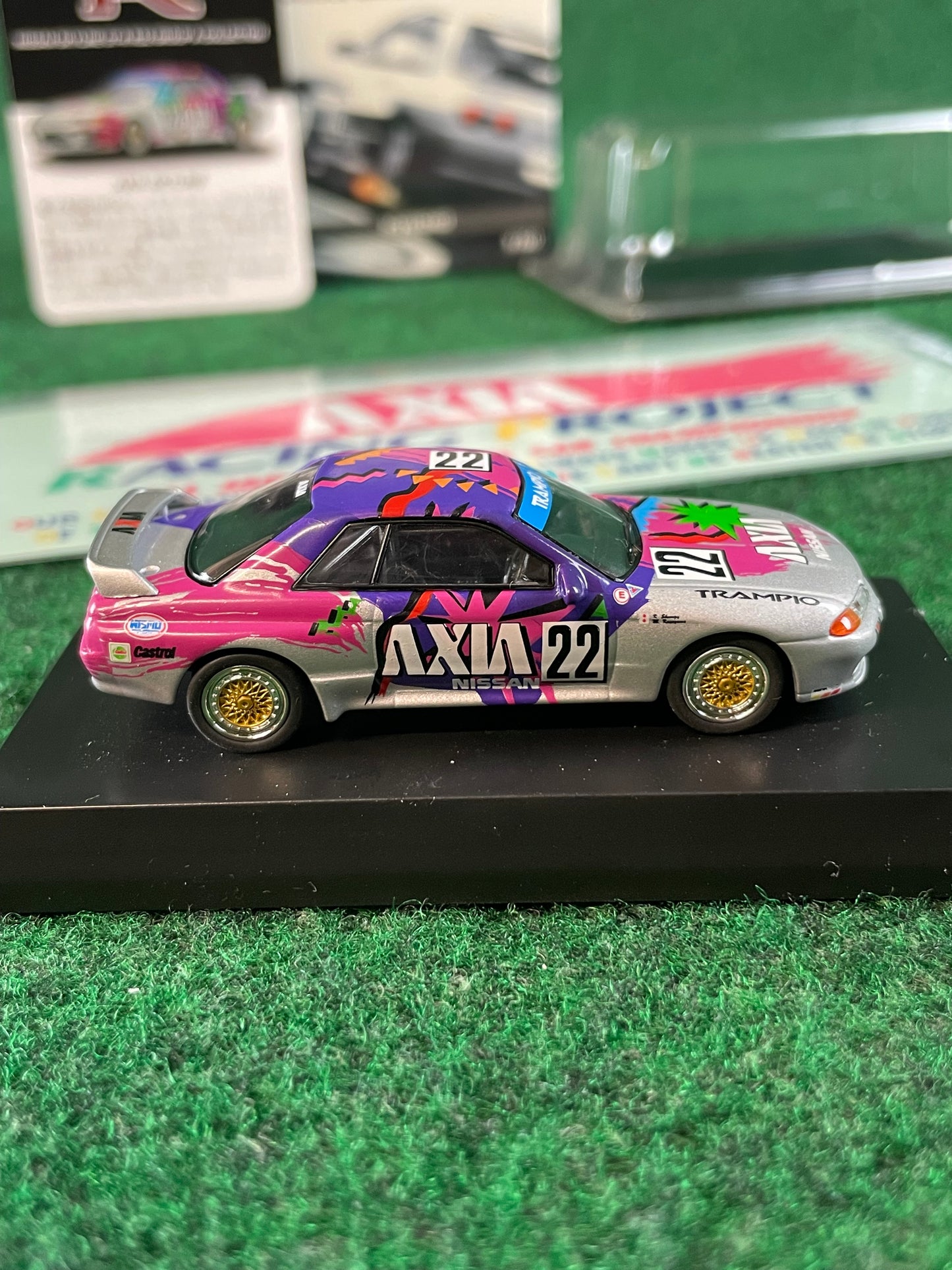 AXIA Group A Nissan Skyline R32 GT-R Vintage Sticker & 1/64 Scale Diecast Set