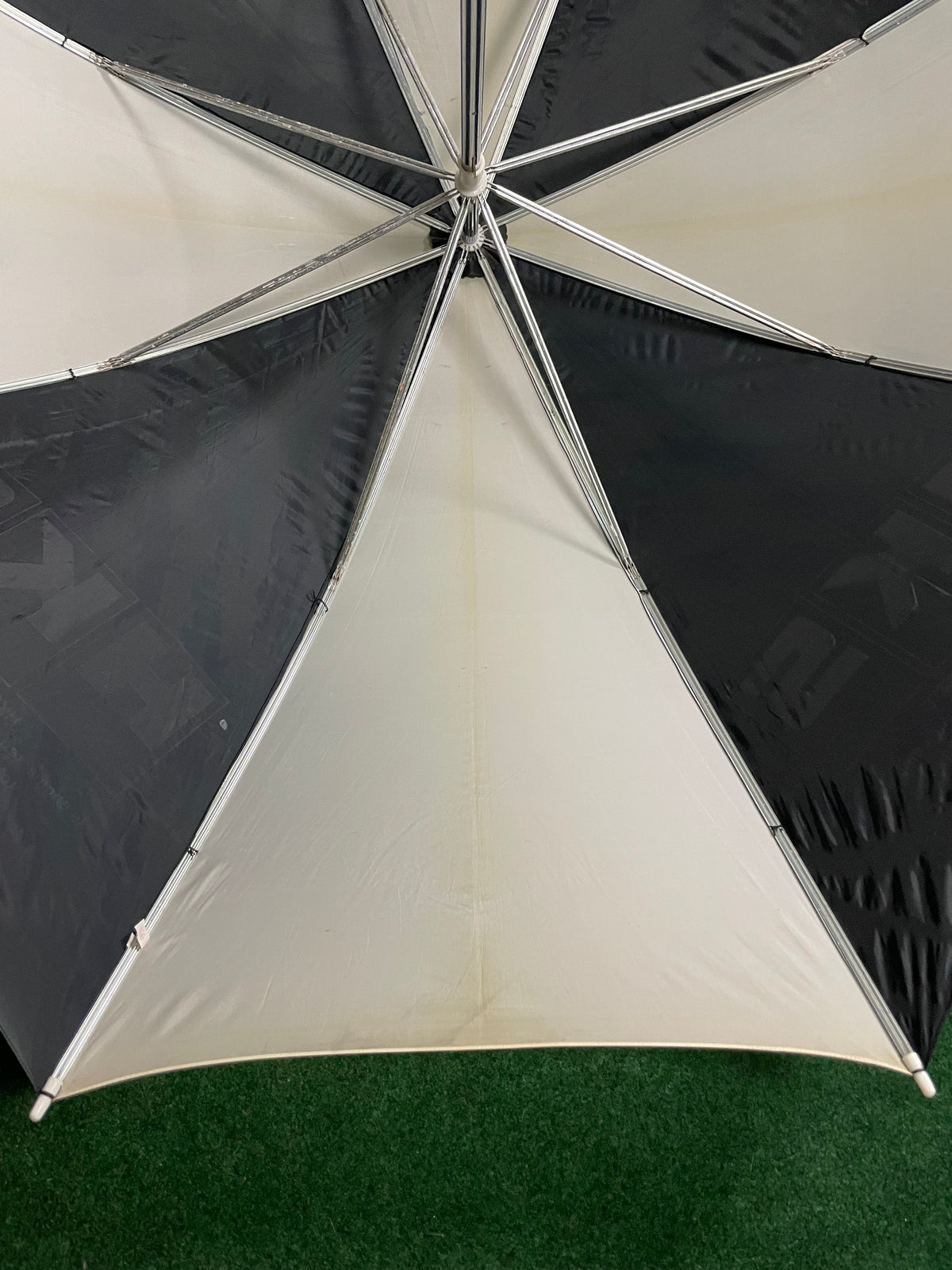 HKS - Oil Slick Vintage Large Golf Umbrella