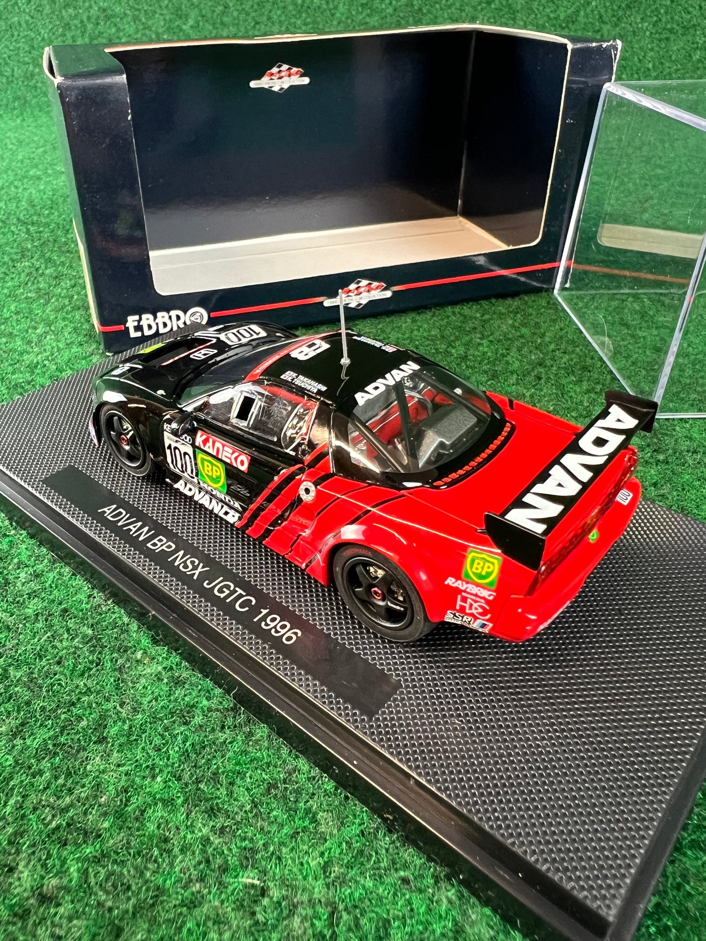 EBBRO Racing Collection - Advan BP JGTC 1996 Honda NSX 1/43 Scale Diecast