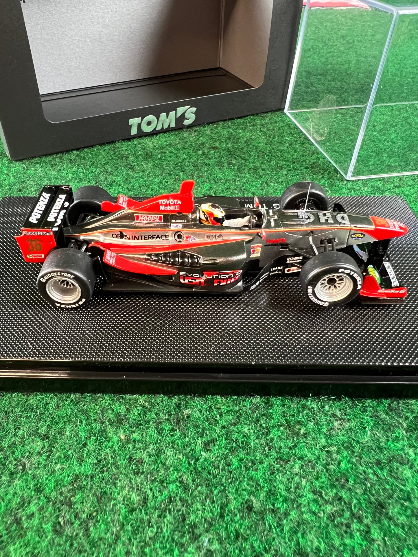 EBBRO - TOM'S Toyota Racing Formula Nippon 2006 Round 6 Suzuka DHG No. 36 1/43 Scale Diecast