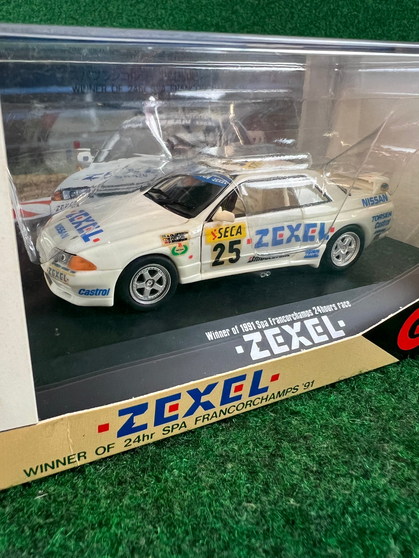 ROSSO - Zexel No. 25 WINNER OF 24hr SPA FRANCORCHAMPS '91 Nissan Skyline R32 GT-R 1/43 Scale Model Car
