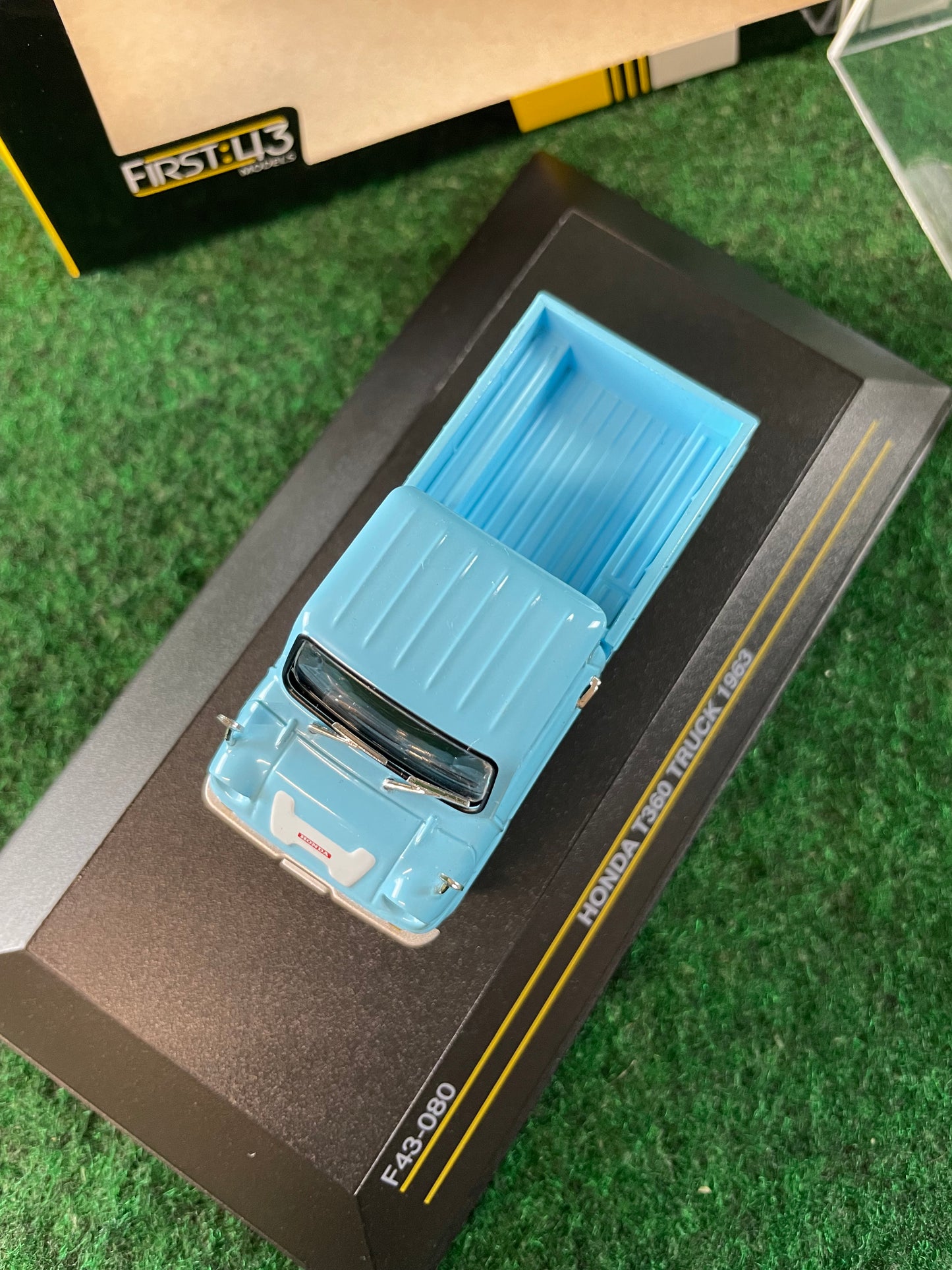 First43 Honda T360 1963 Mini Truck 1/43 Scale Diecast