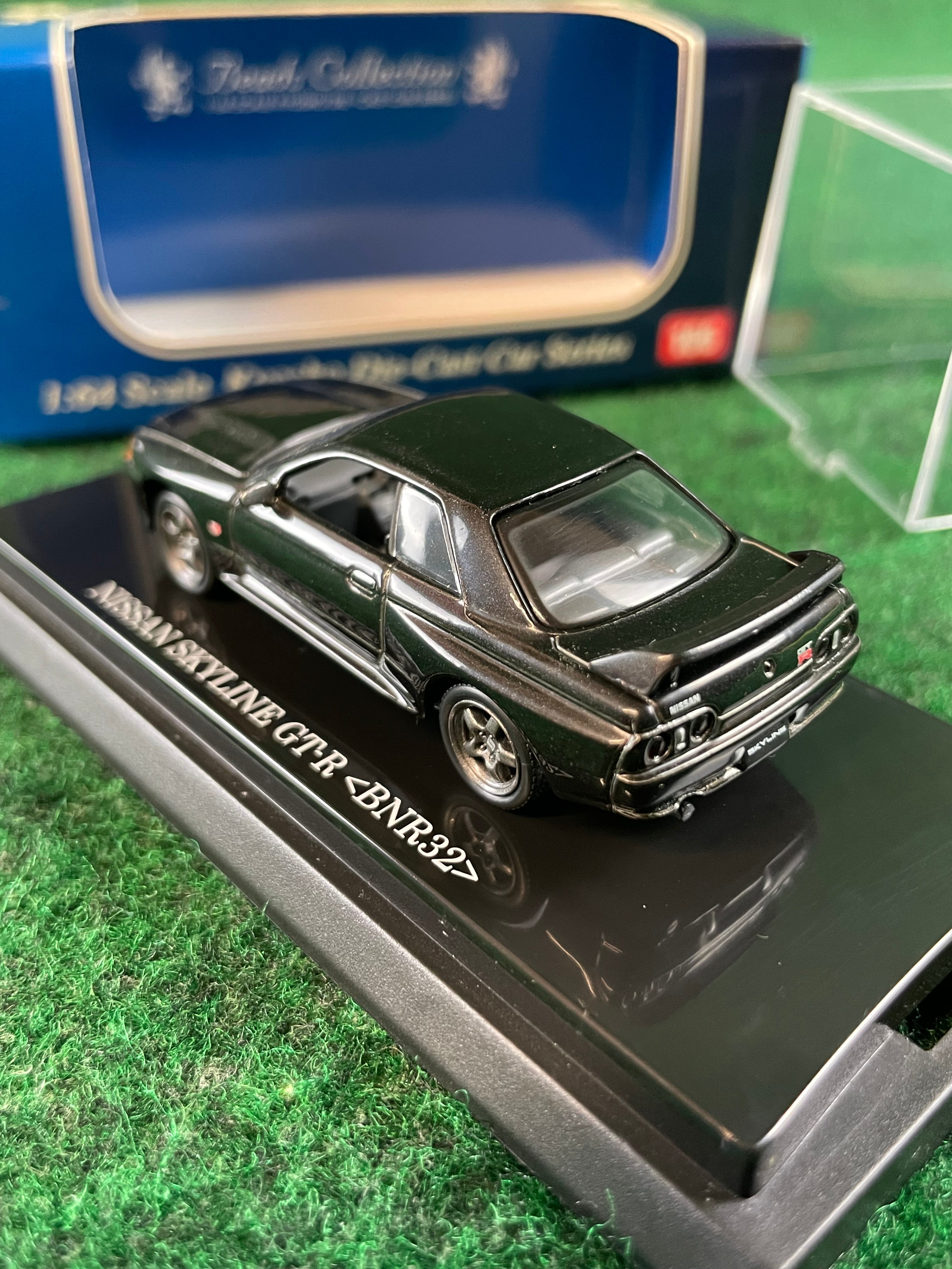 KYOSHO - Beads Collection Black Nissan Skyline R32 GT-R 1/64 Scale