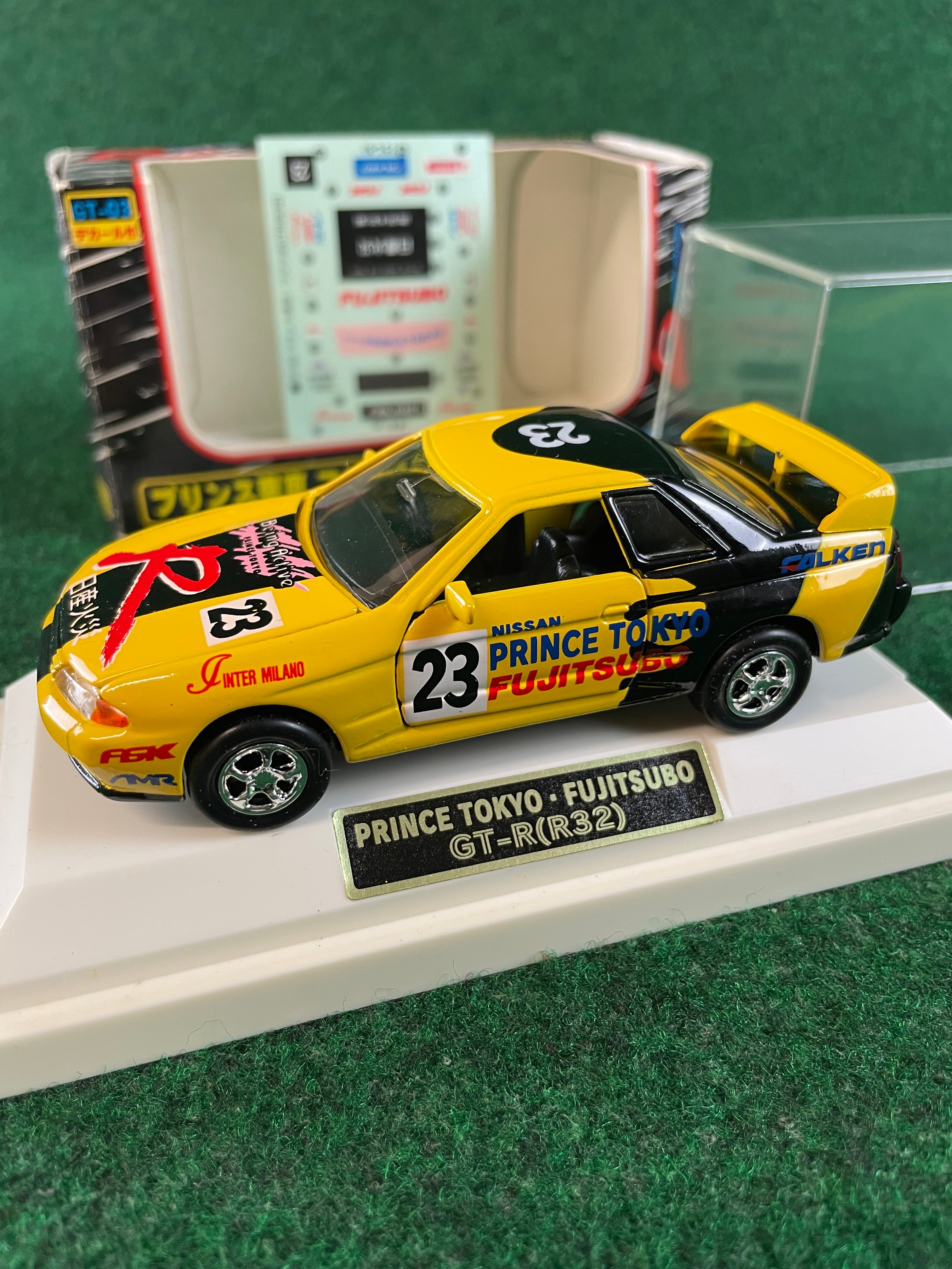 Diapet - Prince Tokyo Fujitsubo Nissan Skyline R32 GT-R 1/40 Scale
